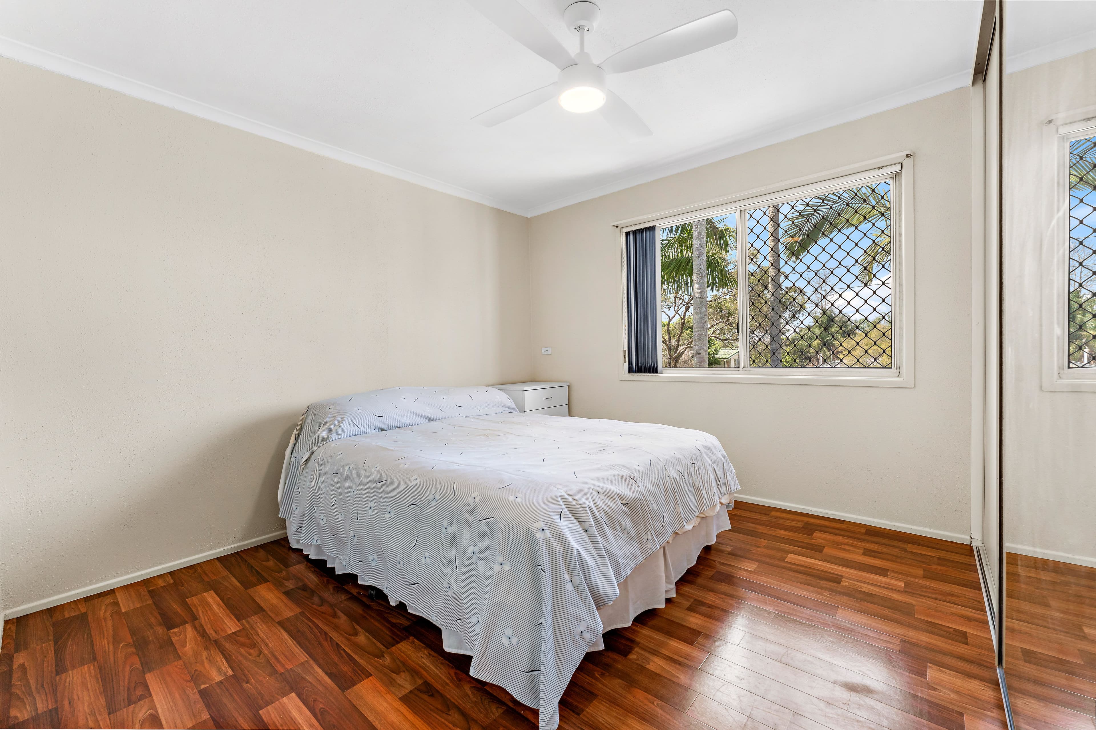 98 Mayes Avenue, Kingston QLD 4114, Kingston - Thumbnail 4