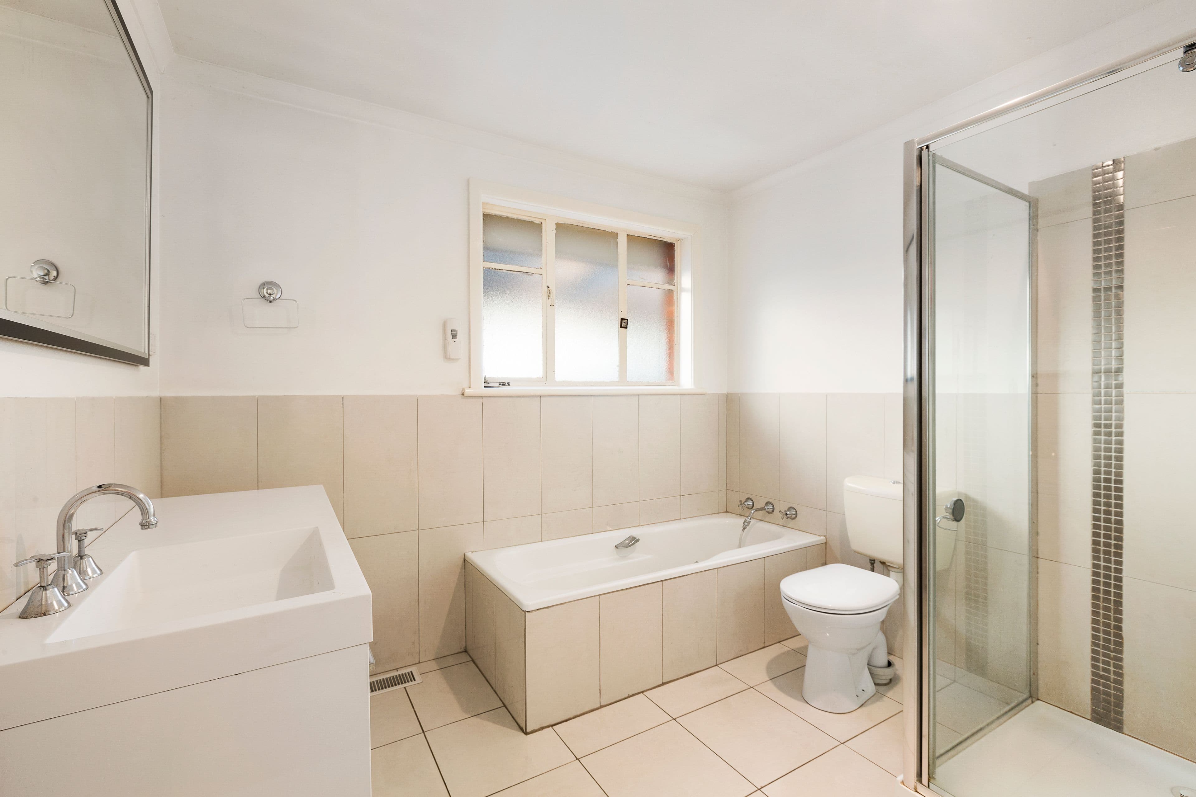 33 Calista Avenue, Oakleigh East VIC 3166, Oakleigh East - Thumbnail 6