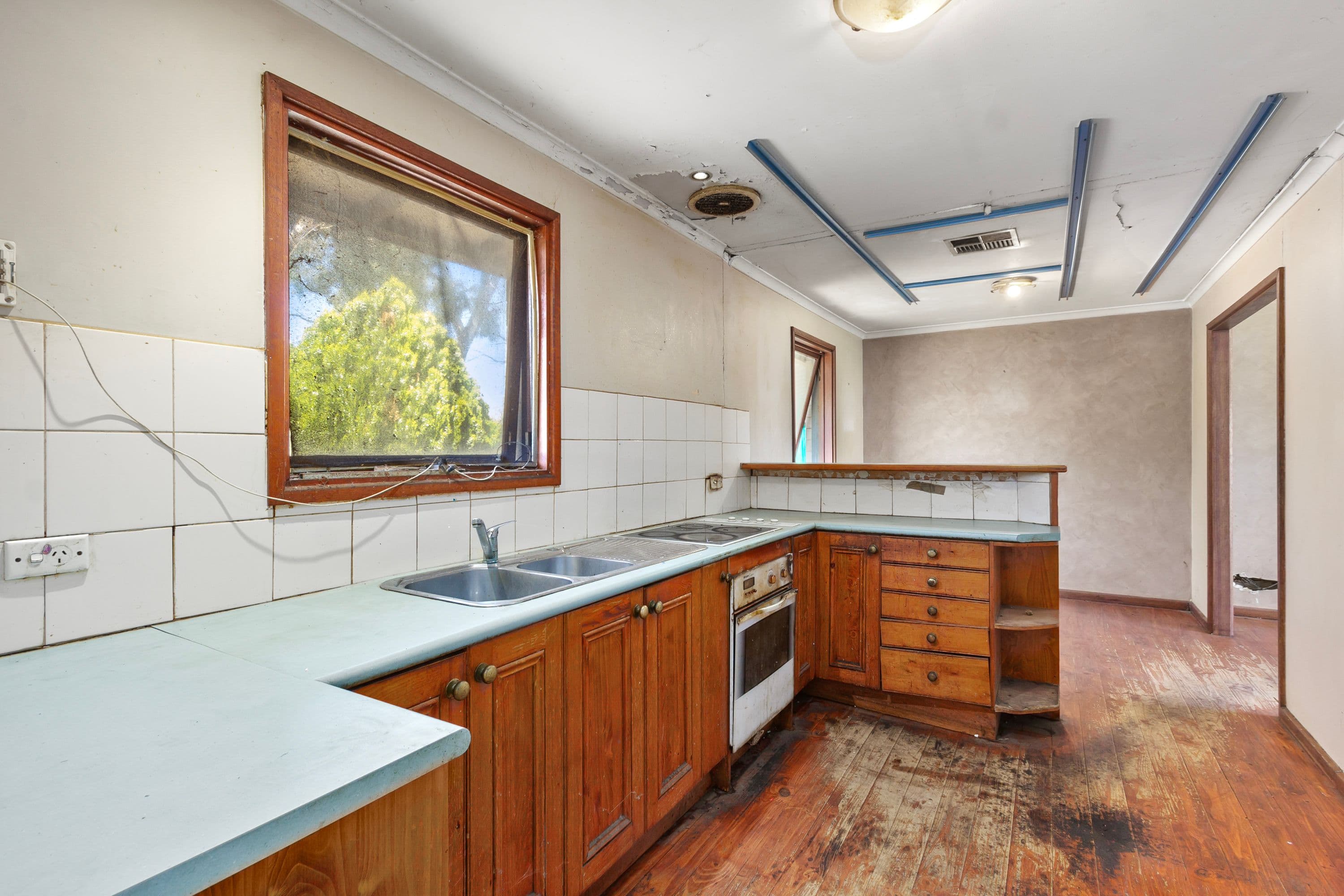 19 Eringa Court, Craigmore SA 5114, Craigmore - Thumbnail 4
