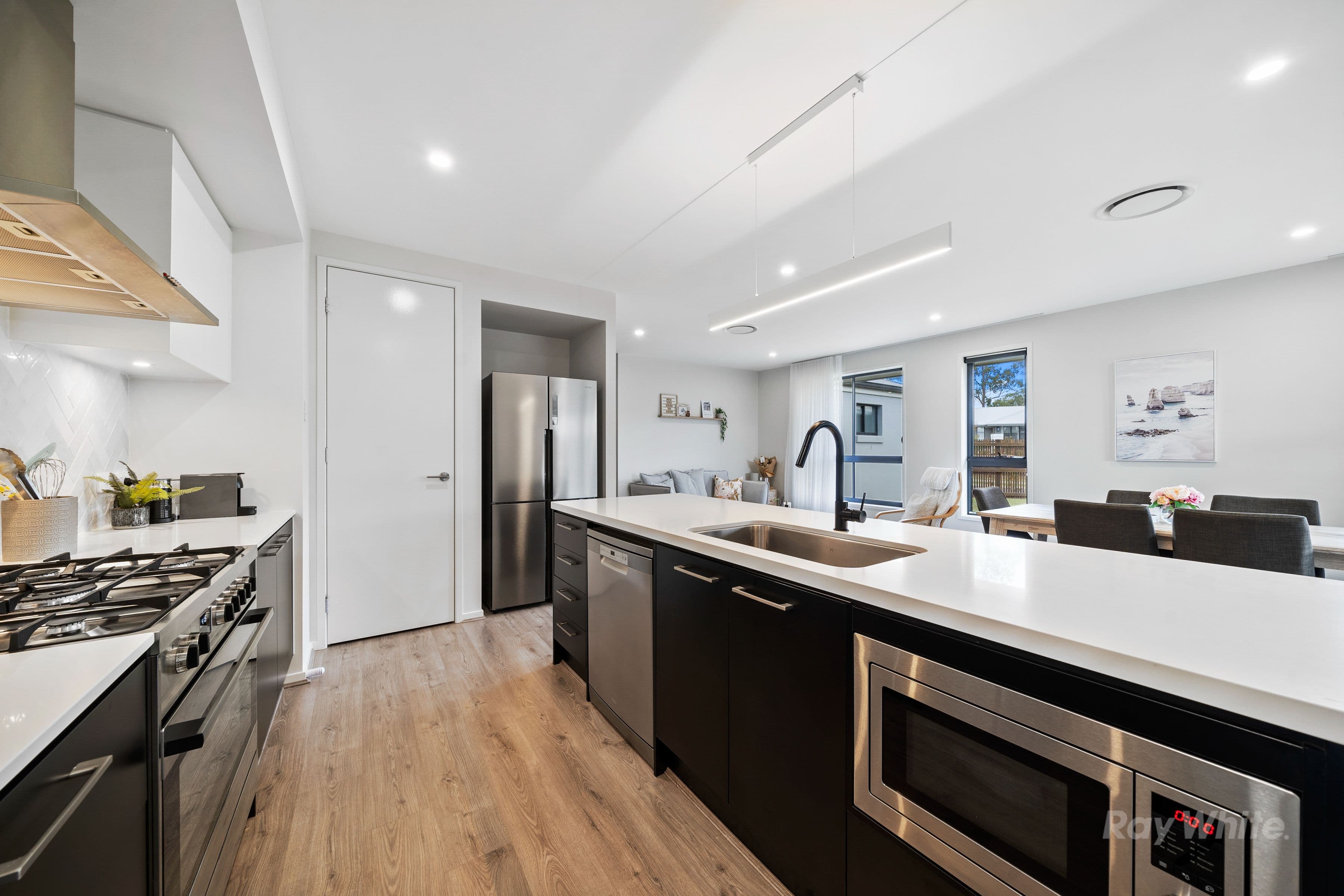 62 Hedge Lane, Greenbank QLD 4124, Greenbank - Thumbnail 4