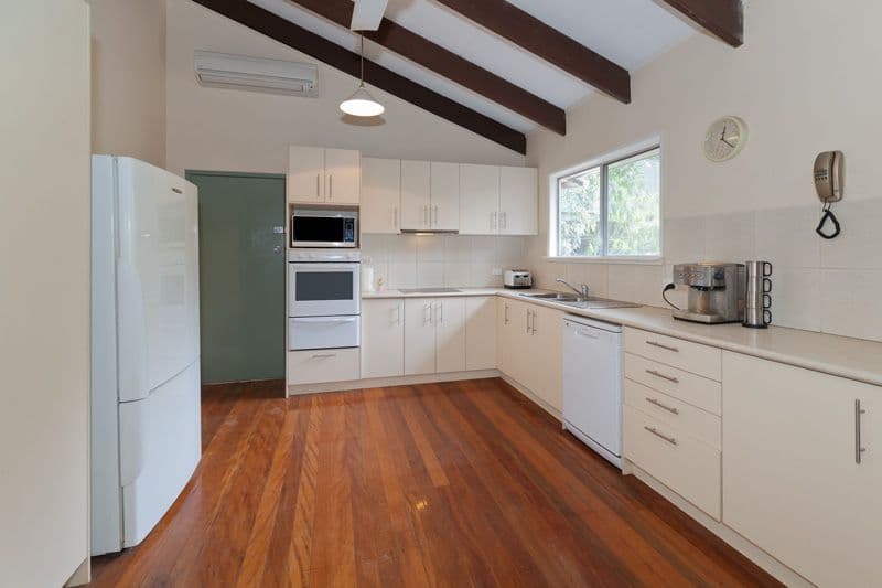 29 Merrilyn Street, Chapel Hill QLD 4069, Chapel Hill - Thumbnail 3