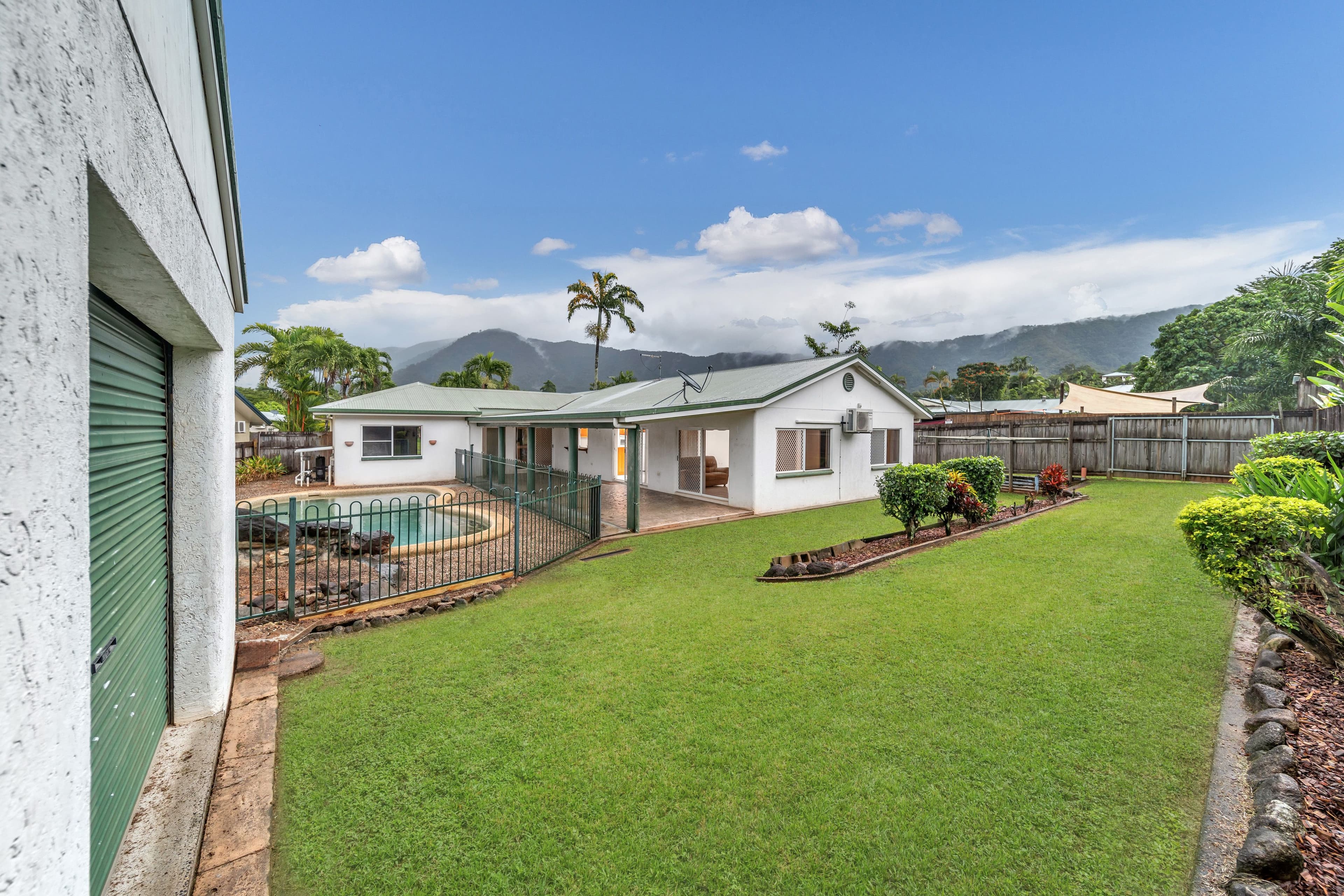 232 Robert Road, Bentley Park QLD 4869, Bentley Park - Thumbnail 3