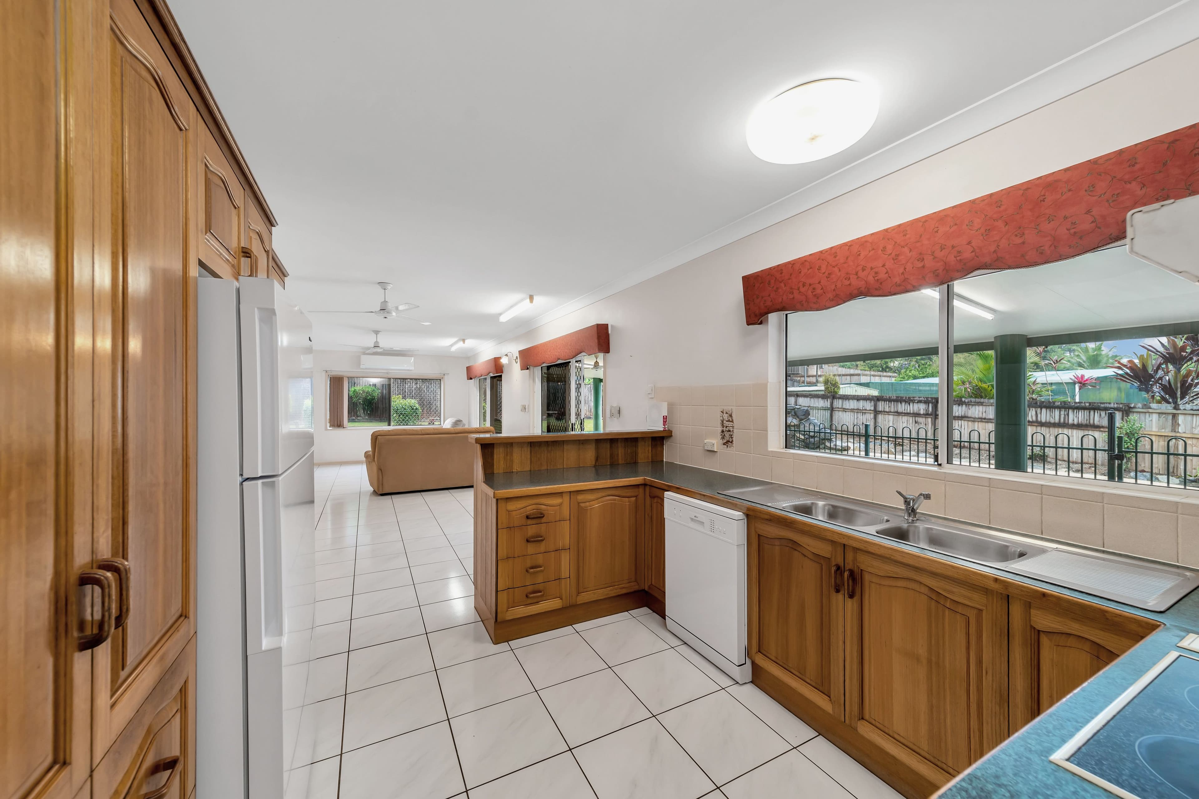 232 Robert Road, Bentley Park QLD 4869, Bentley Park - Thumbnail 7