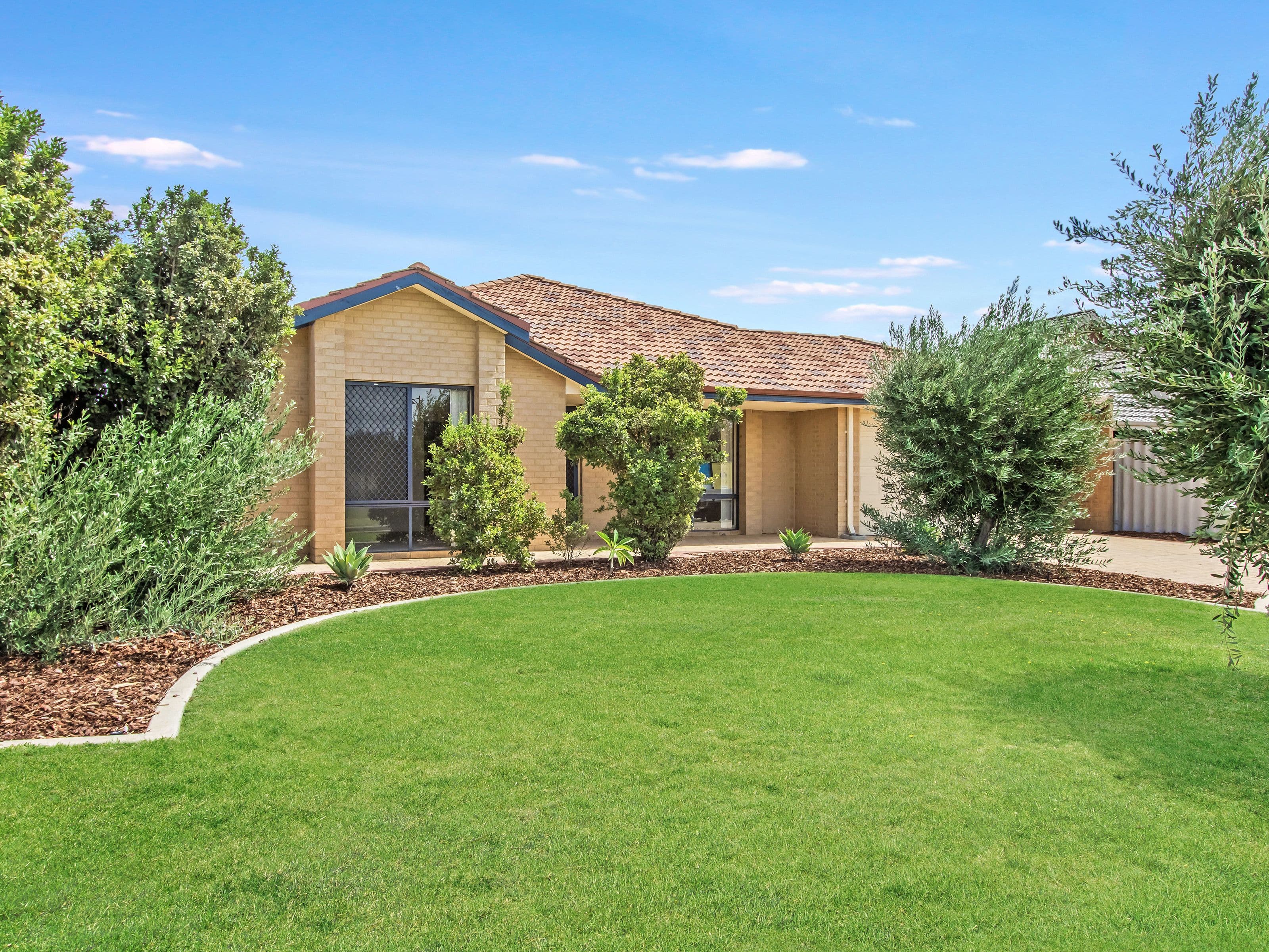 4 Liechardt Loop, Rockingham WA 6168, Rockingham - Thumbnail 2