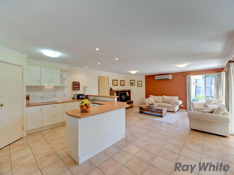 89 Kirralee Crescent, UPPER KEDRON QLD 4055, Upper Kedron - Thumbnail 2