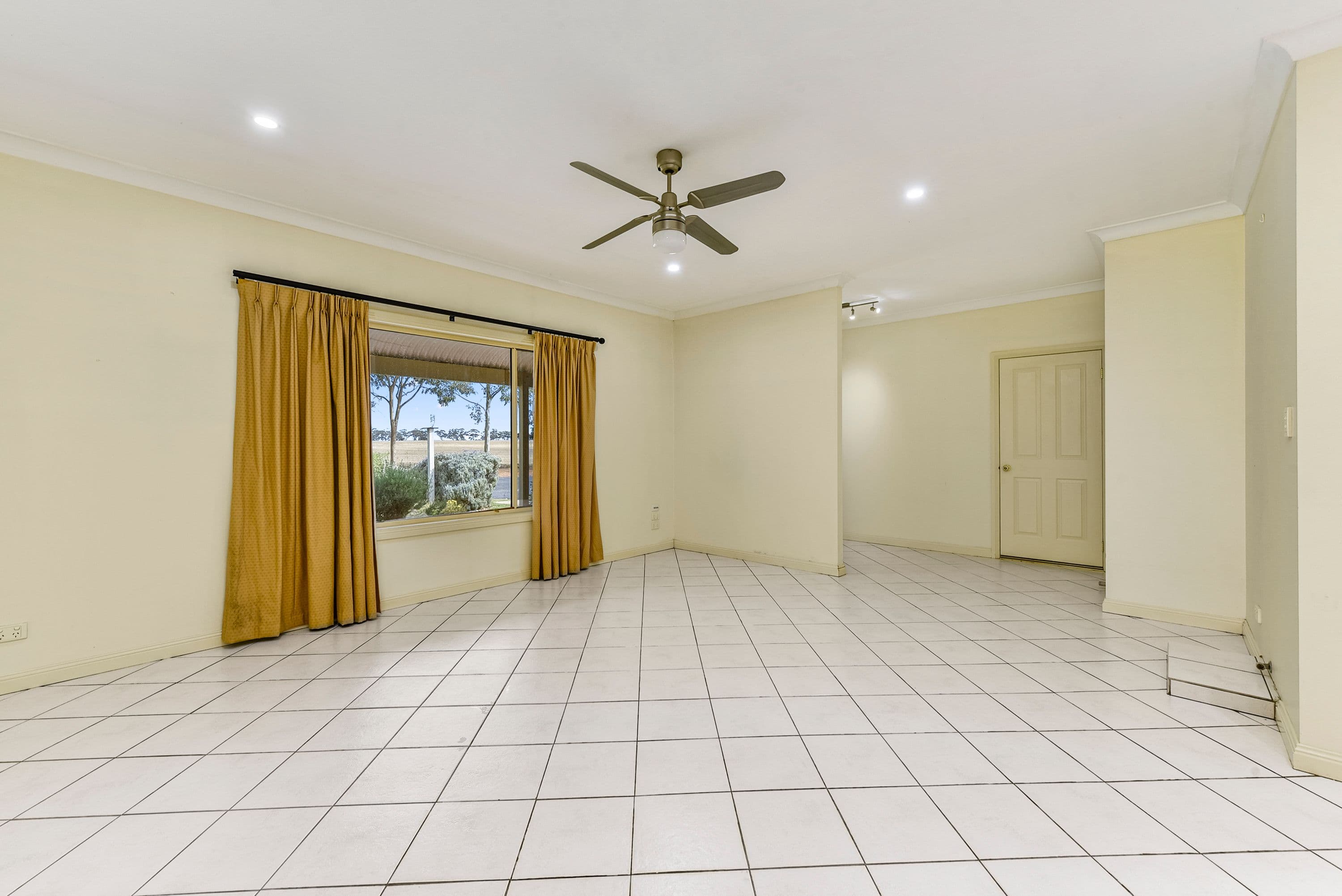 209 South Avenue, Bordertown SA 5268, Bordertown - Thumbnail 6