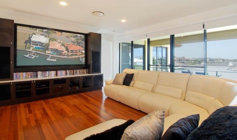 47 King Charles Drive, PARADISE POINT QLD 4216, Paradise Point - Thumbnail 3