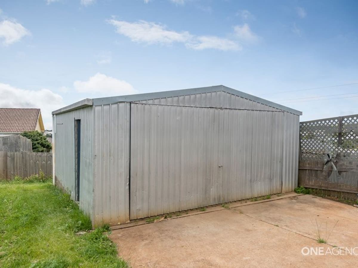 7 Cabot Street, Acton, Acton - Thumbnail 3
