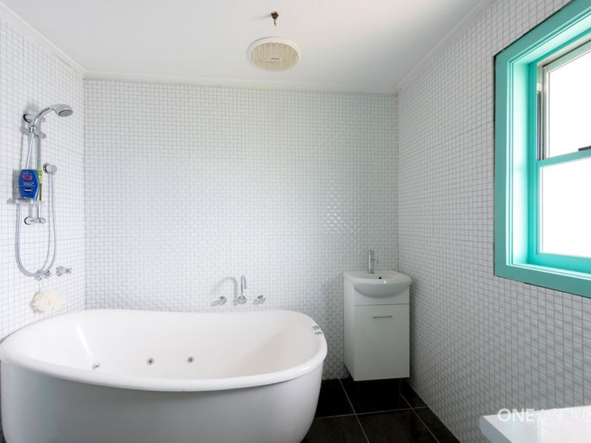 7 Cabot Street, Acton, Acton - Thumbnail 6