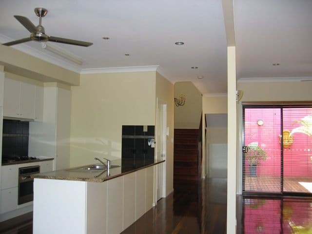 109 Hargreaves Avenue, CHELMER QLD 4068, Chelmer - Thumbnail 3