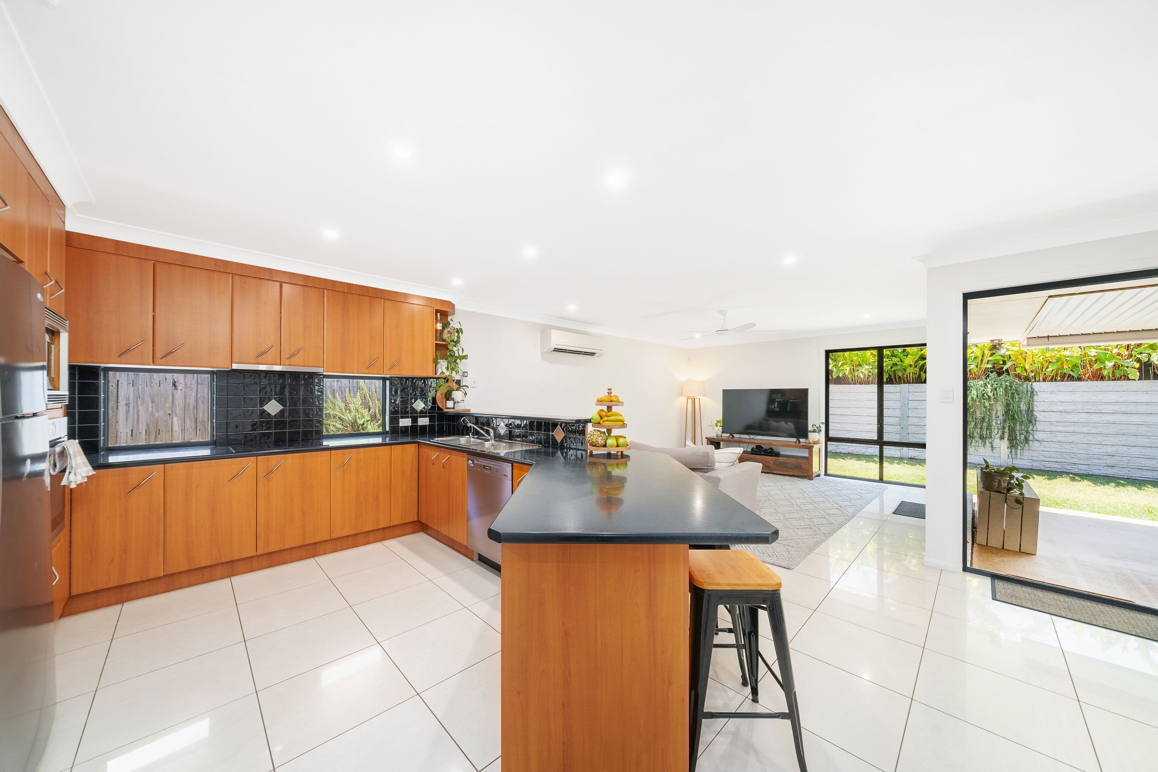 18 Dotterel Crescent, North Lakes QLD 4509, North Lakes - Thumbnail 4