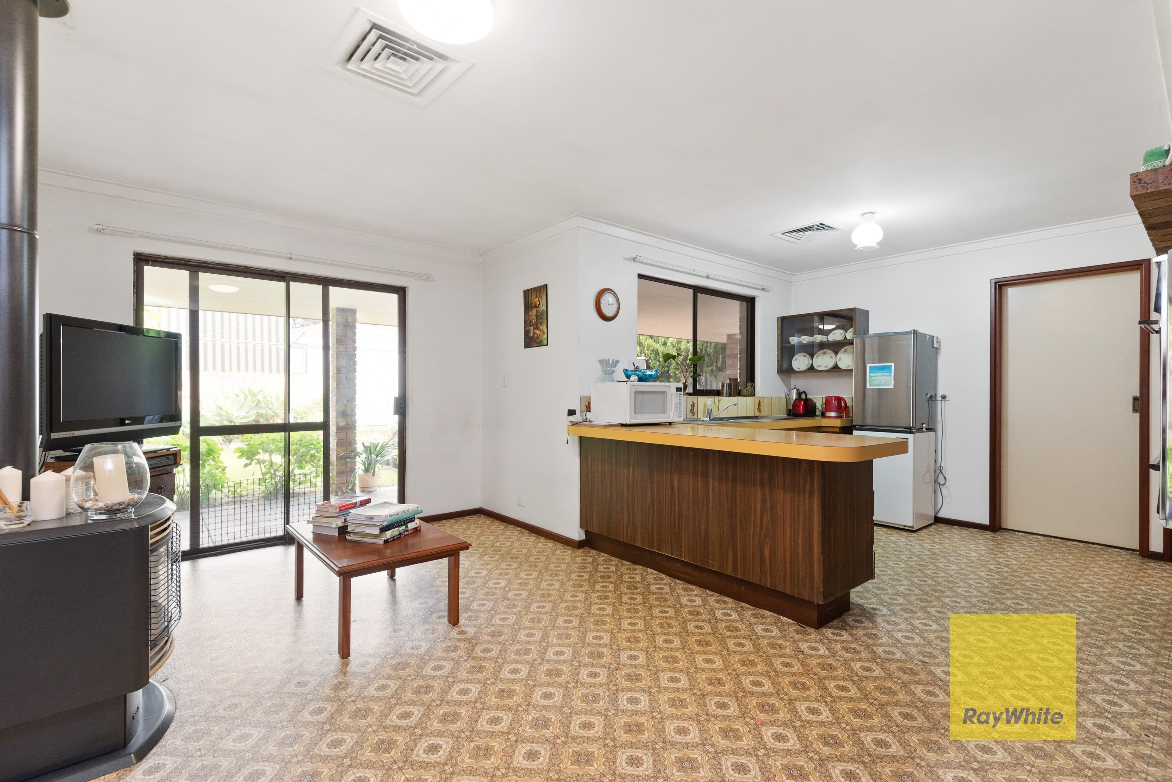 10 Reston Court, Duncraig WA 6023, Duncraig - Thumbnail 7