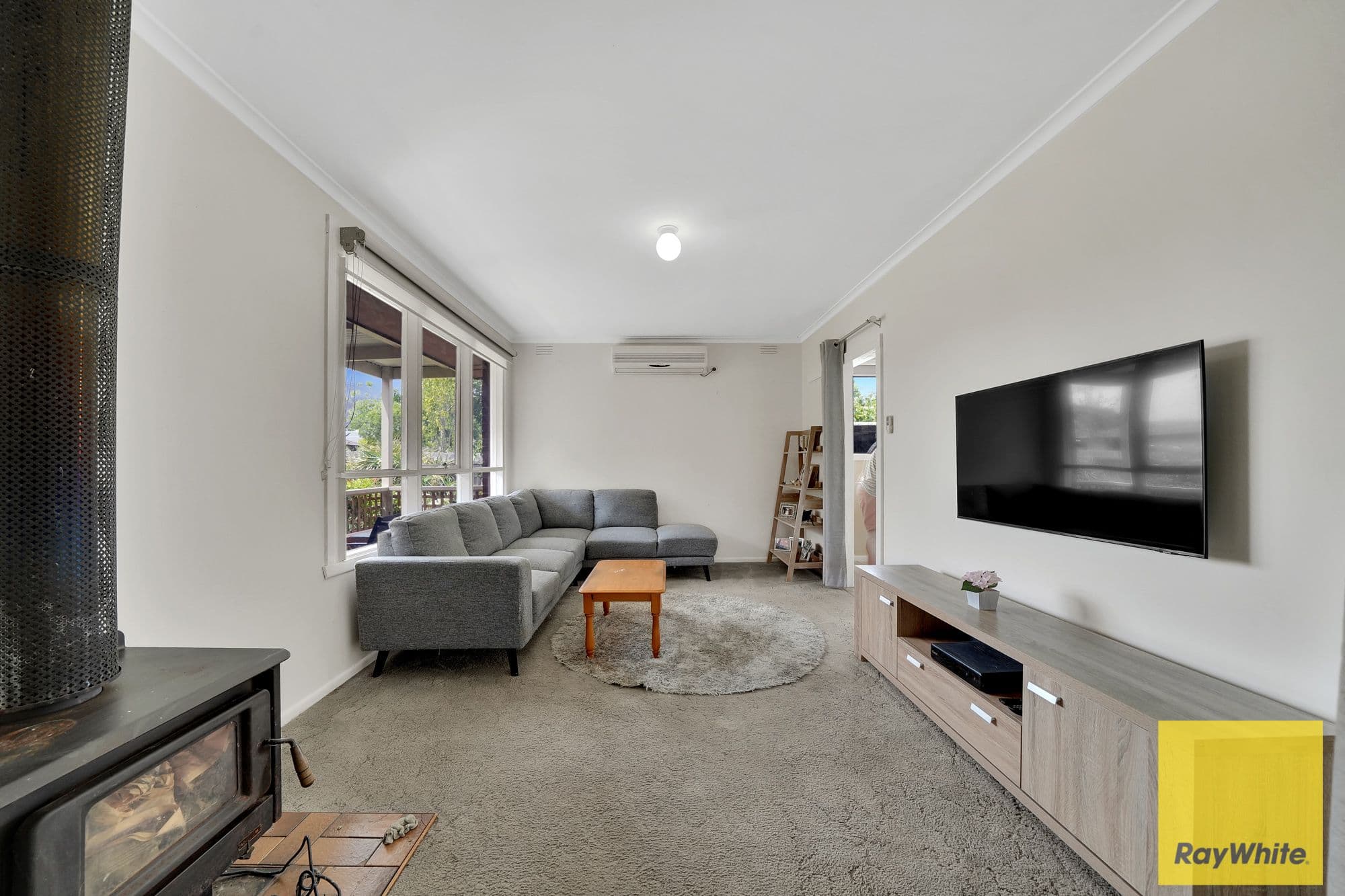 9 Swan Street, Melton VIC 3337, Melton - Thumbnail 3