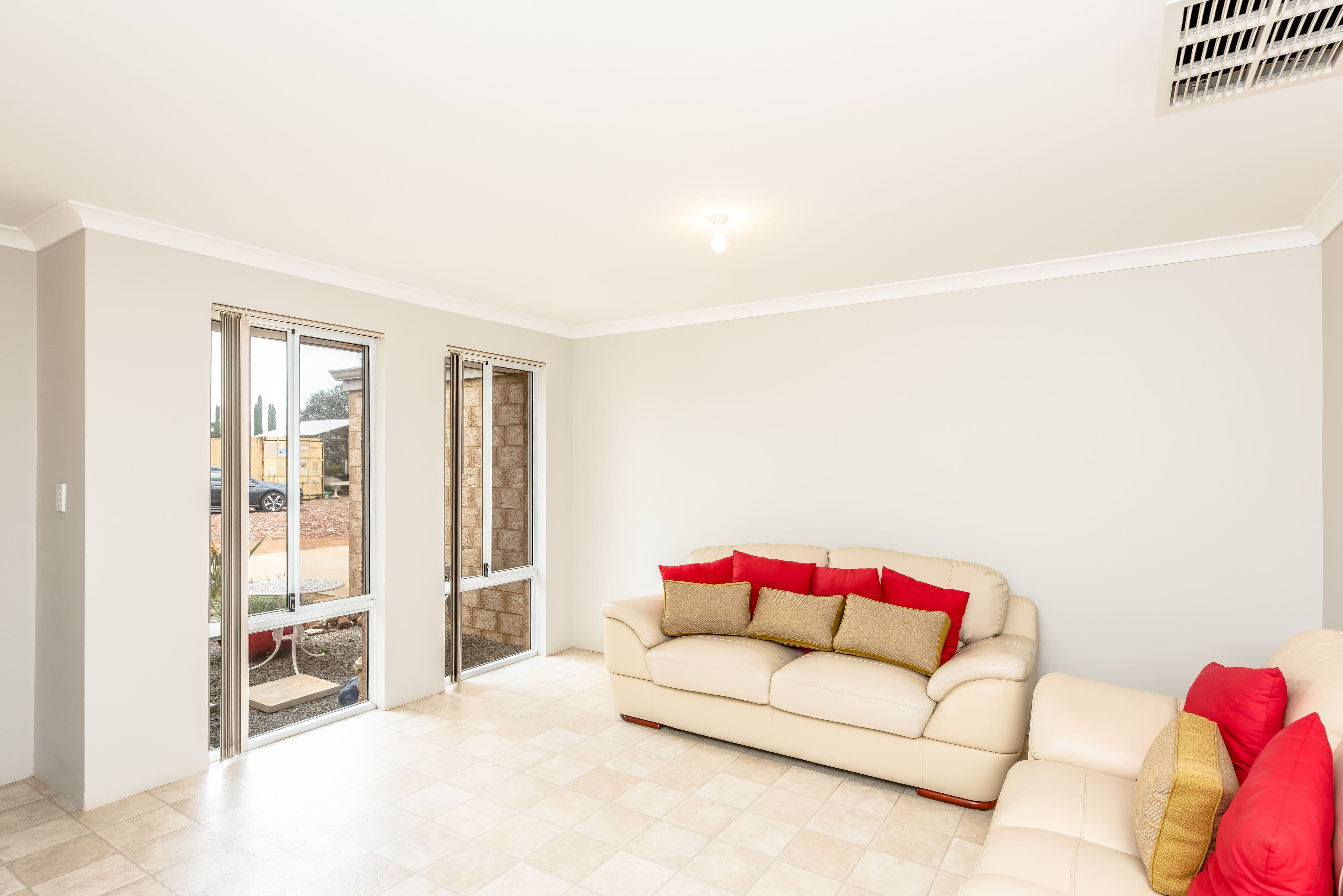 44 Dressage Circle, Deepdale WA 6532, Deepdale - Thumbnail 8