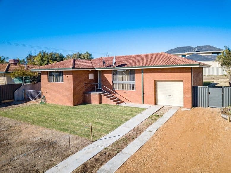 29 Church Street, Dongara WA 6525, Dongara - Image 1
