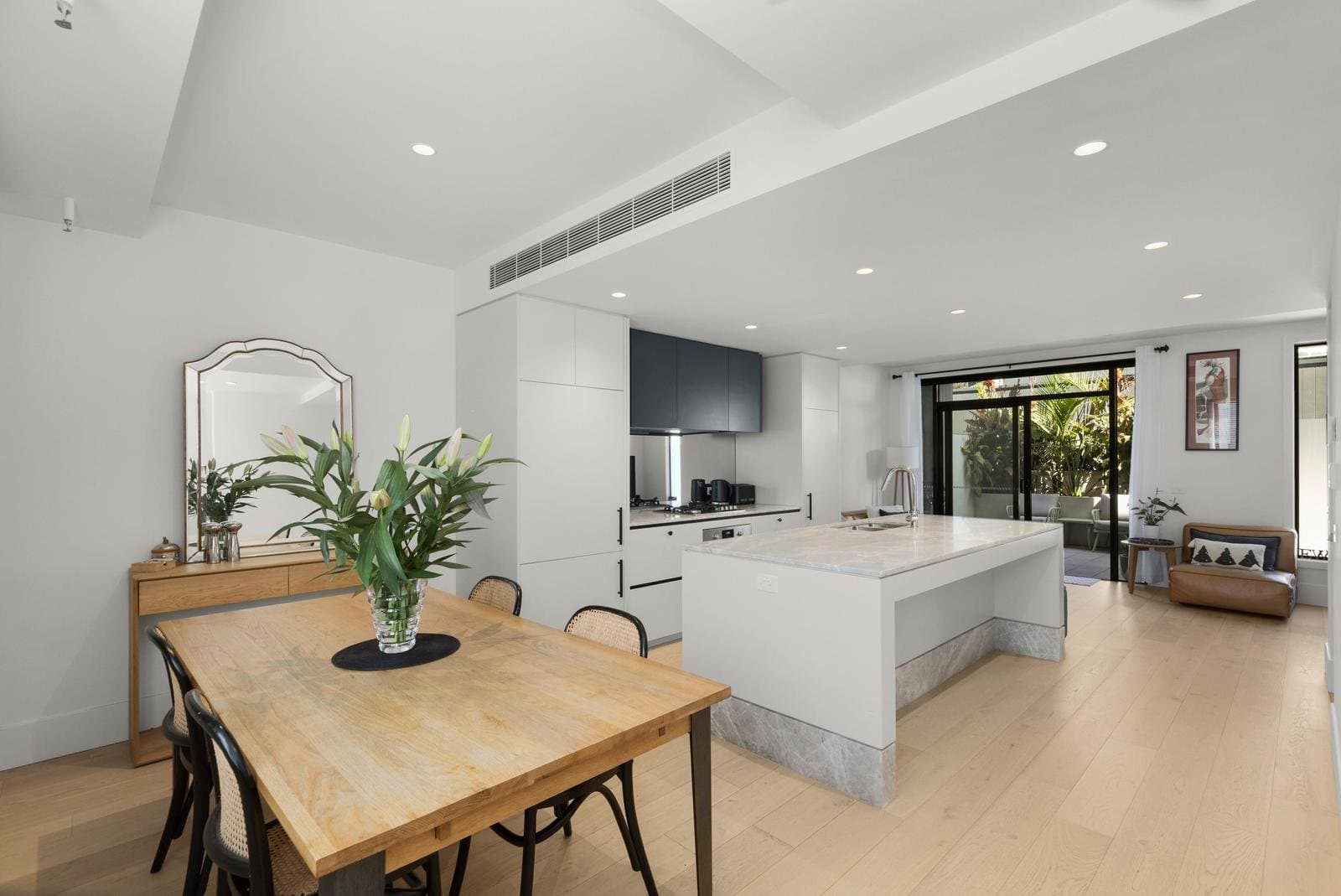 8 Stonepine Drive, Moonee Ponds VIC 3039, Moonee Ponds - Thumbnail 2
