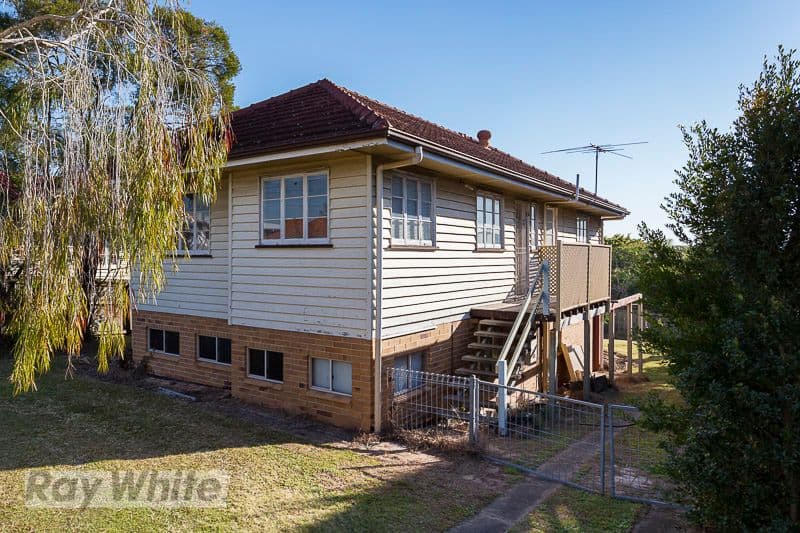 72 Arrol Street, Camp Hill QLD 4152, Camp Hill - Thumbnail 2