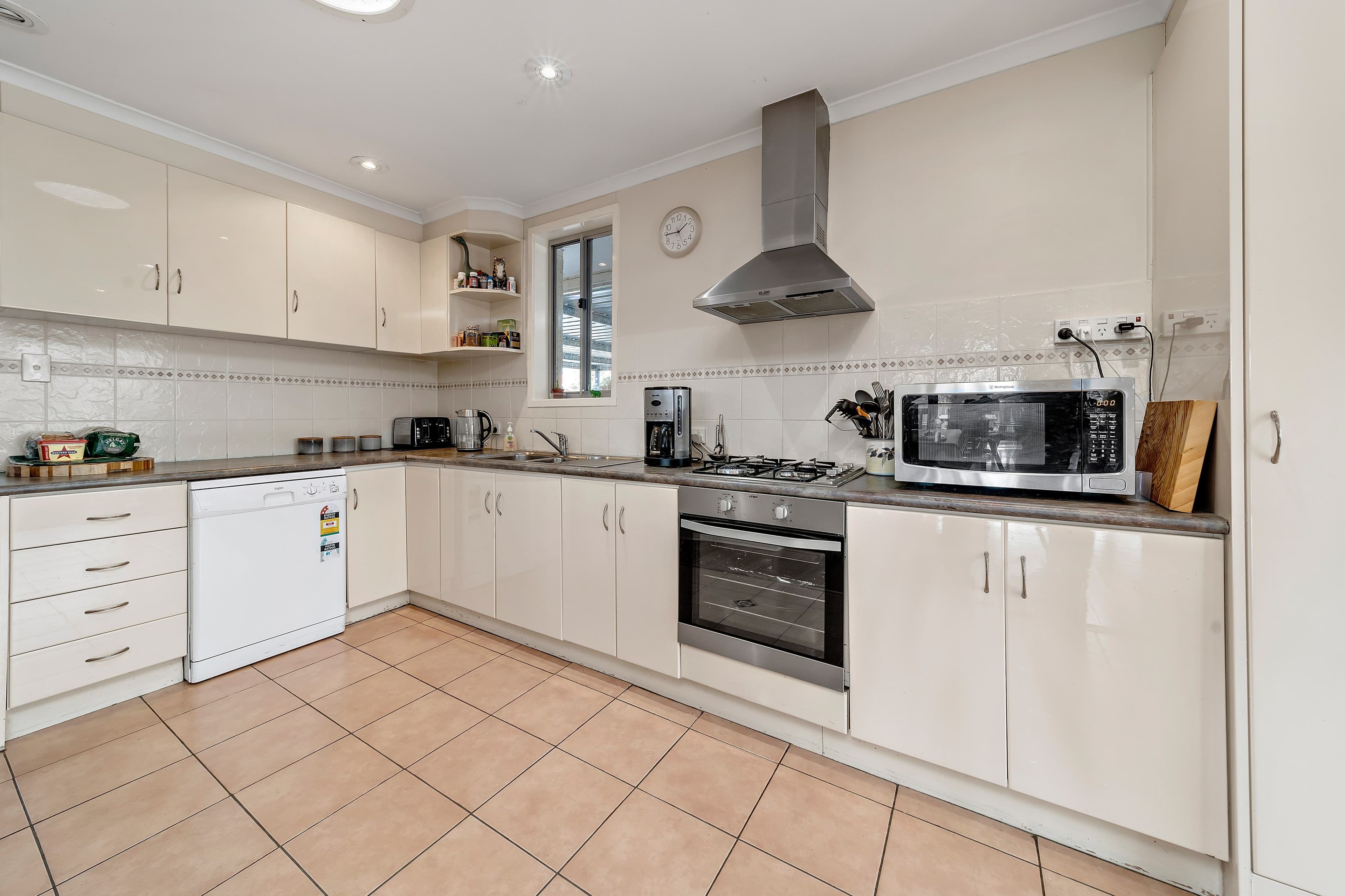 34 Lindrum Crescent, Holt ACT 2615, Holt - Thumbnail 3