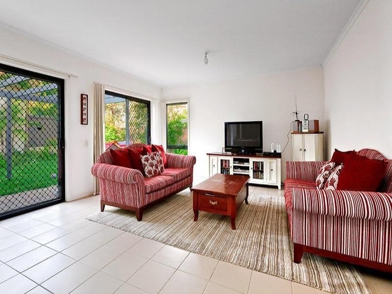 3 Lewis Way, Newington - Thumbnail 2