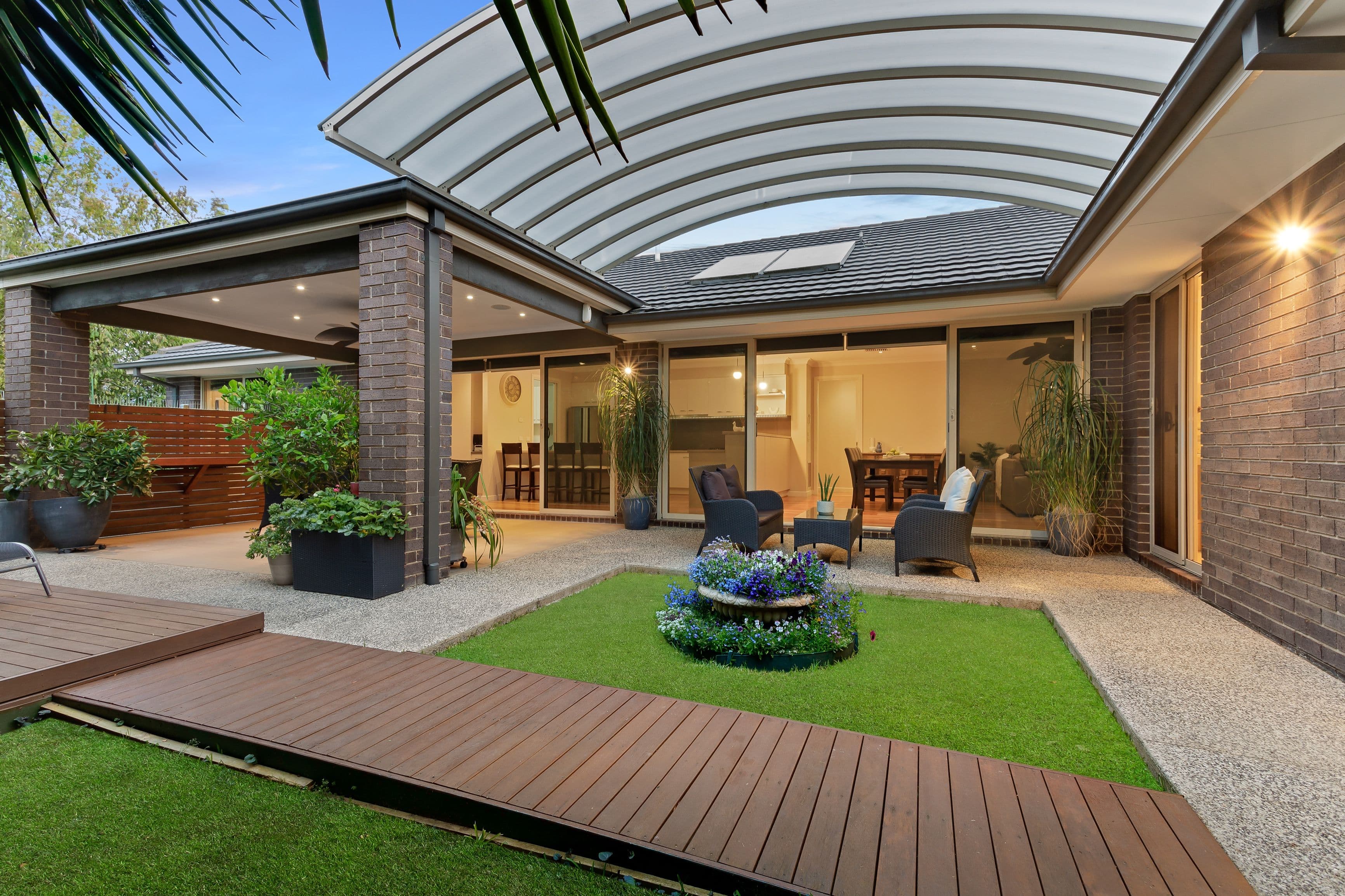 4 Riordan Crescent, Mernda VIC 3754, Mernda - Thumbnail 2