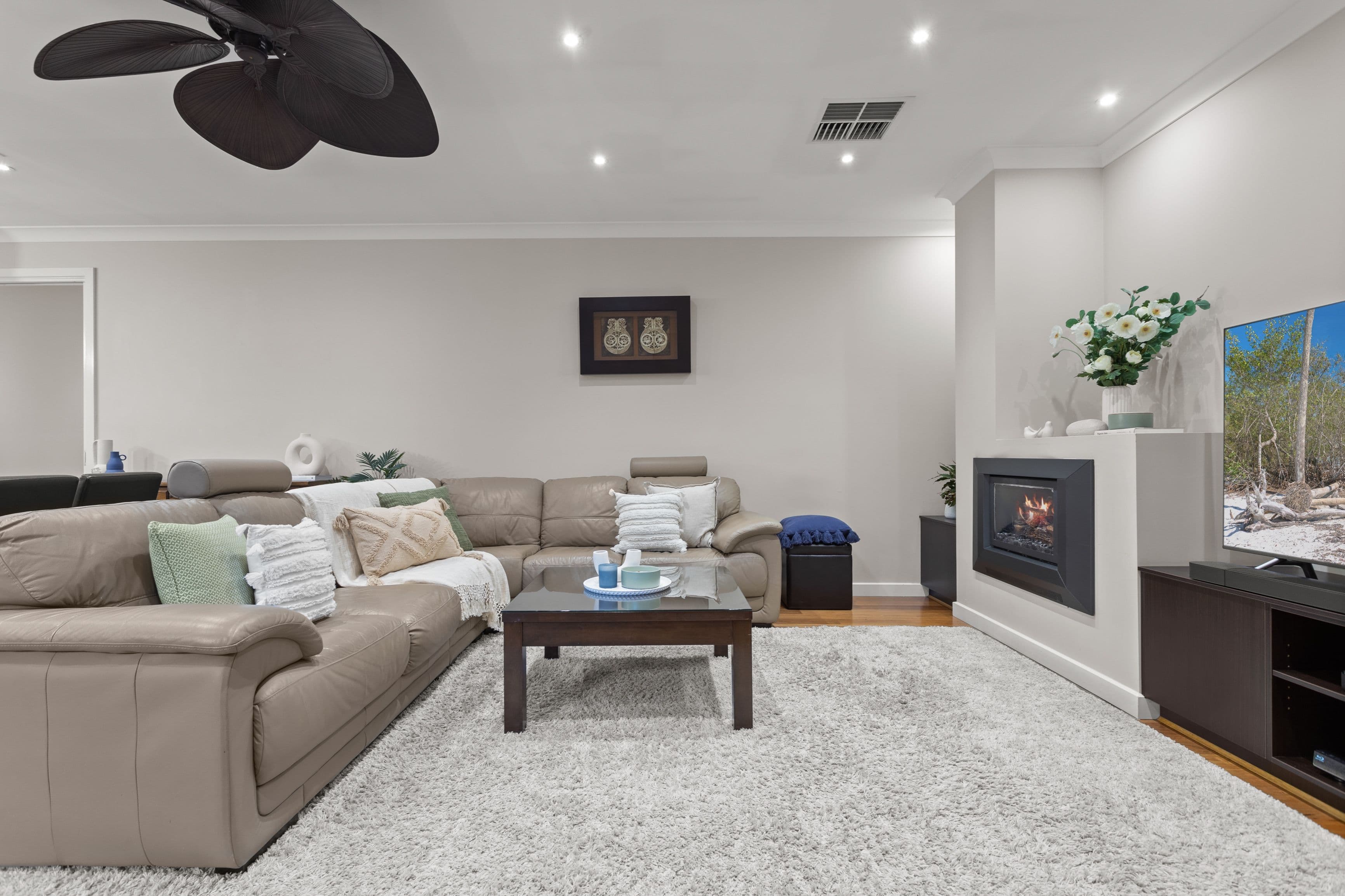 4 Riordan Crescent, Mernda VIC 3754, Mernda - Thumbnail 4