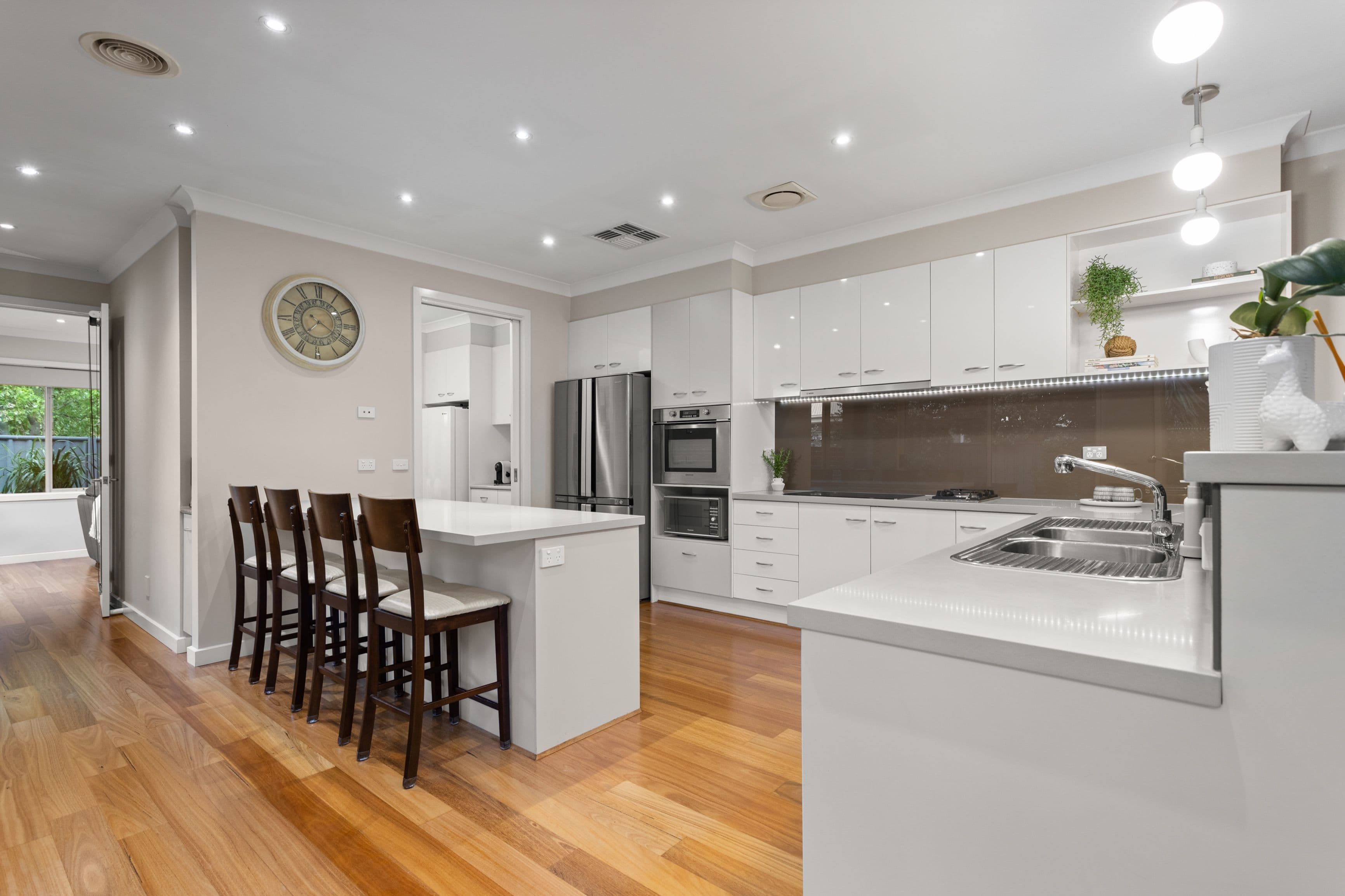 4 Riordan Crescent, Mernda VIC 3754, Mernda - Thumbnail 7