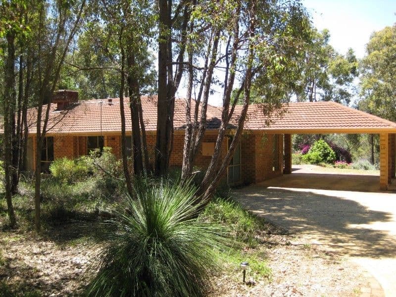 10 Lindsay Place, GLEN FORREST WA 6071, Glen Forrest - Thumbnail 3