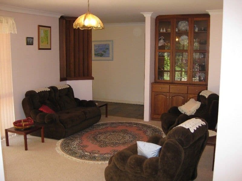 10 Lindsay Place, GLEN FORREST WA 6071, Glen Forrest - Thumbnail 4