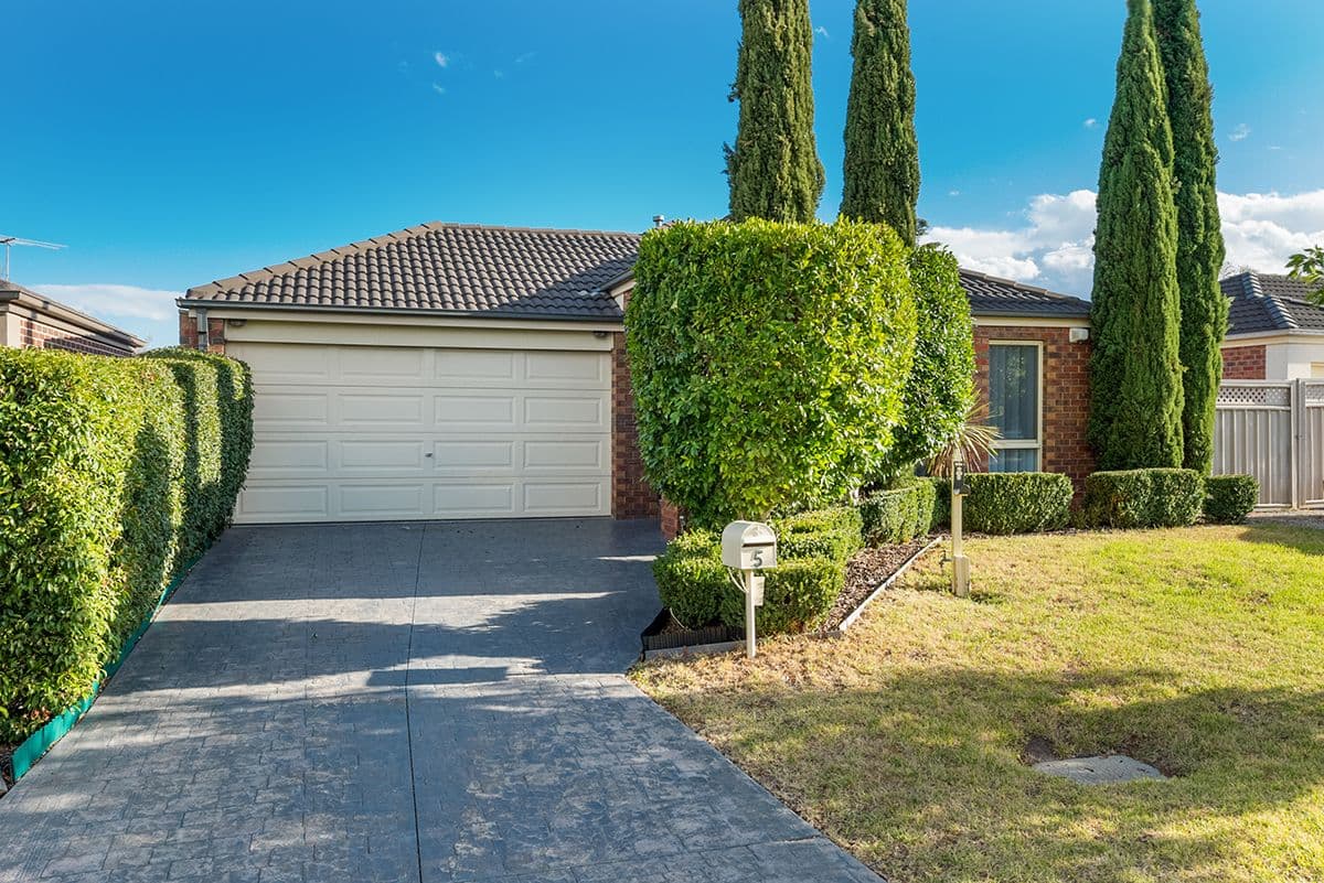 5 Bowral Loop, Craigieburn VIC 3064, Craigieburn - Image 1