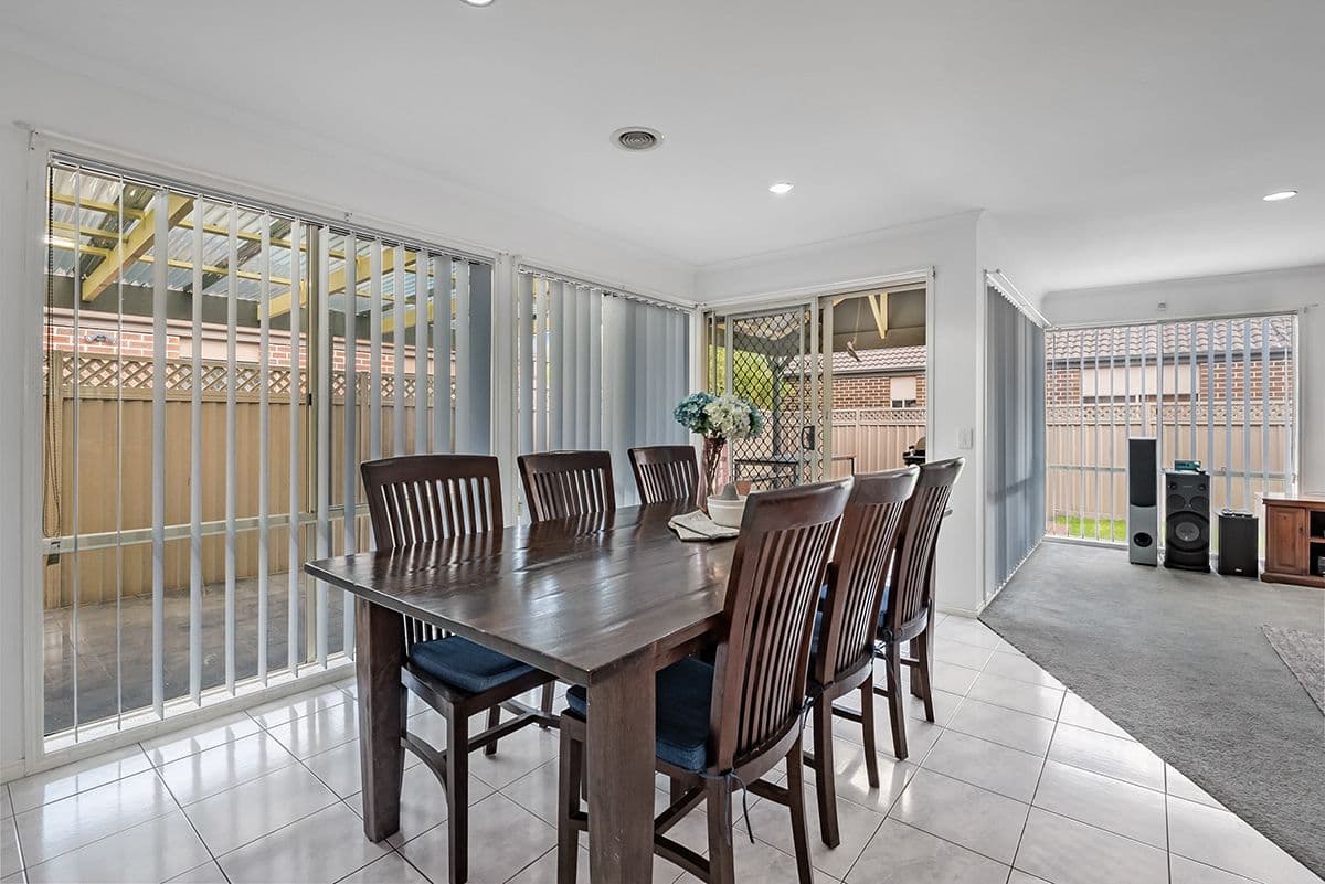 5 Bowral Loop, Craigieburn VIC 3064, Craigieburn - Thumbnail 5