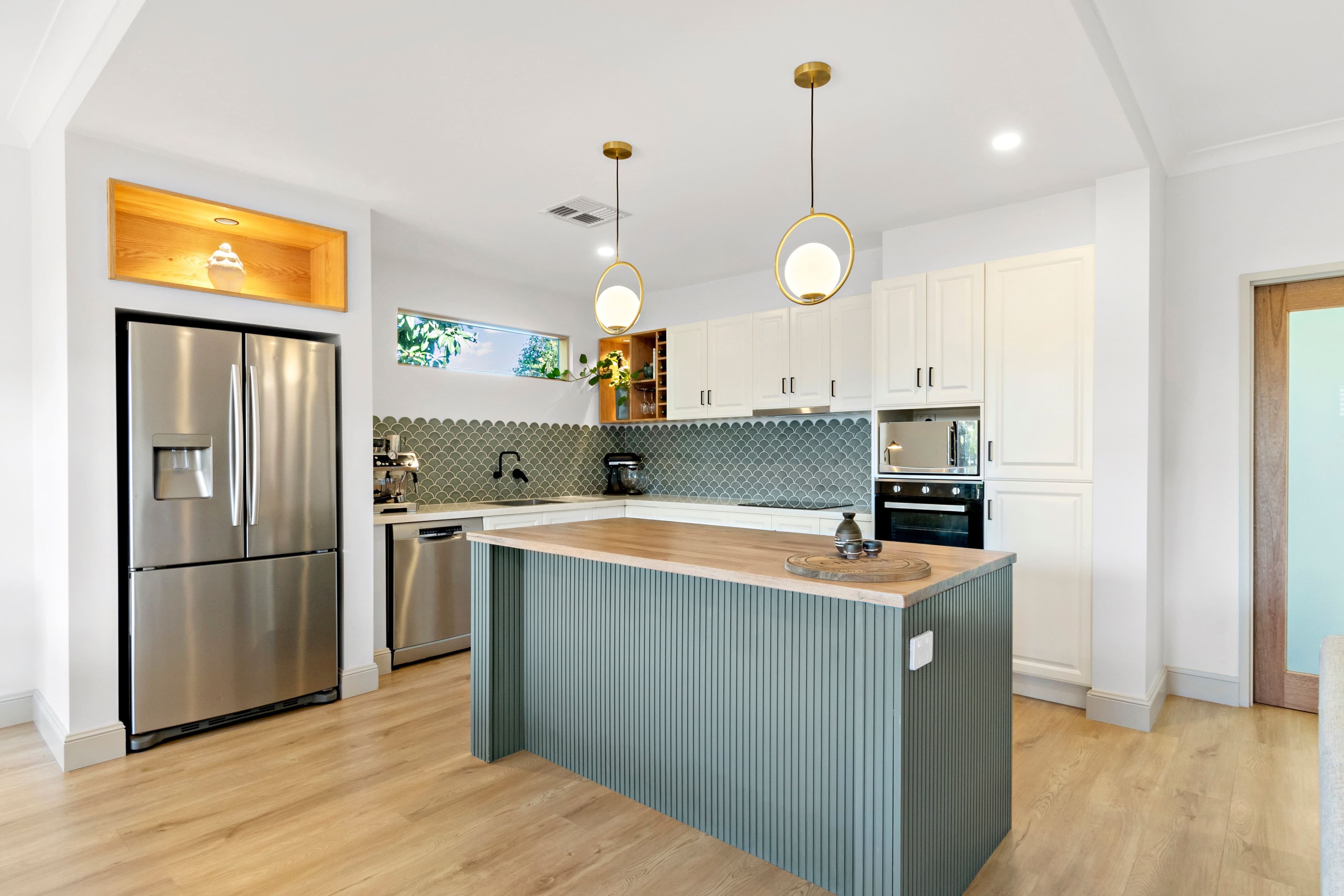 4 Cochrane Avenue, Reynella SA 5161, Reynella - Thumbnail 3