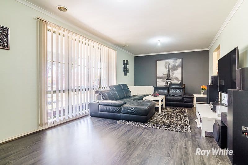 91 Raisell Road, Cranbourne West VIC 3977, Cranbourne West - Thumbnail 5