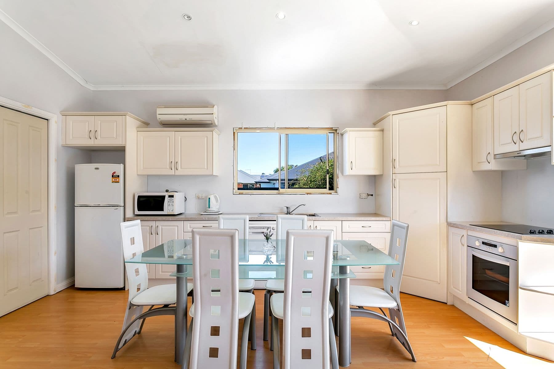 10 Lindley Avenue, Warradale SA 5046, Warradale - Thumbnail 4