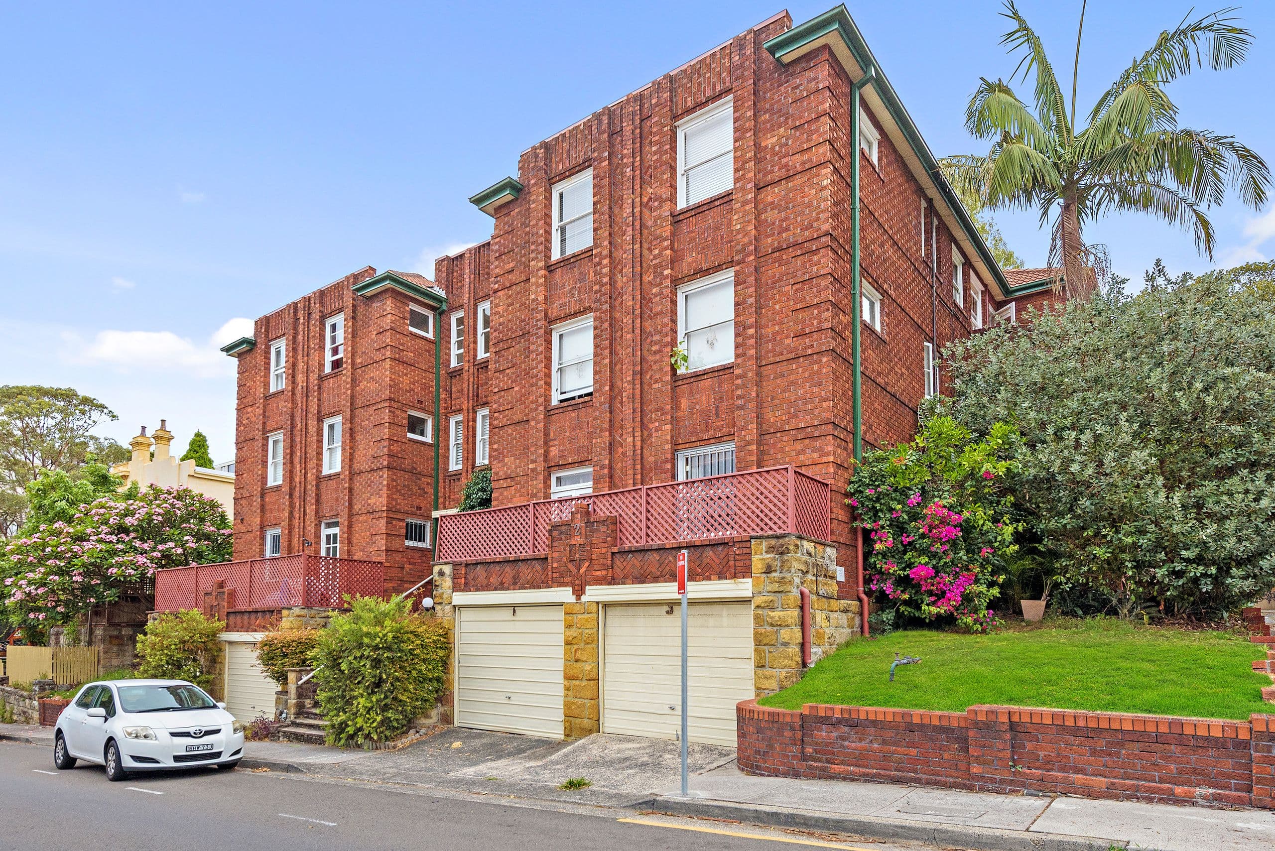 2 Martins Avenue, Bondi NSW 2026, Bondi - Thumbnail 4