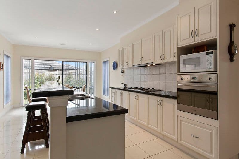 4 Broadwater Drive, WATERWAYS VIC 3195, Waterways - Thumbnail 6