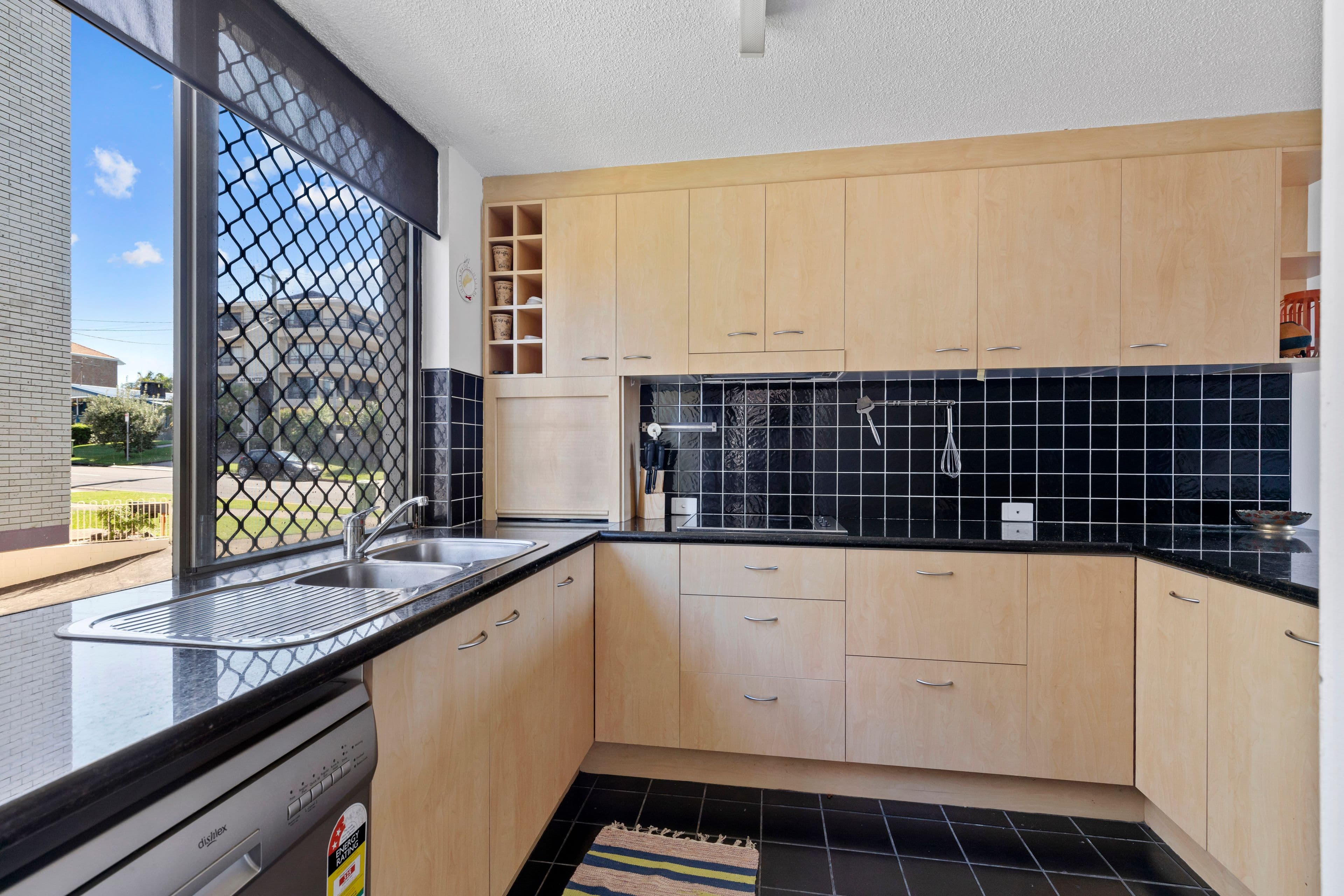 9 Warne Terrace, Caloundra QLD 4551, Caloundra - Thumbnail 5