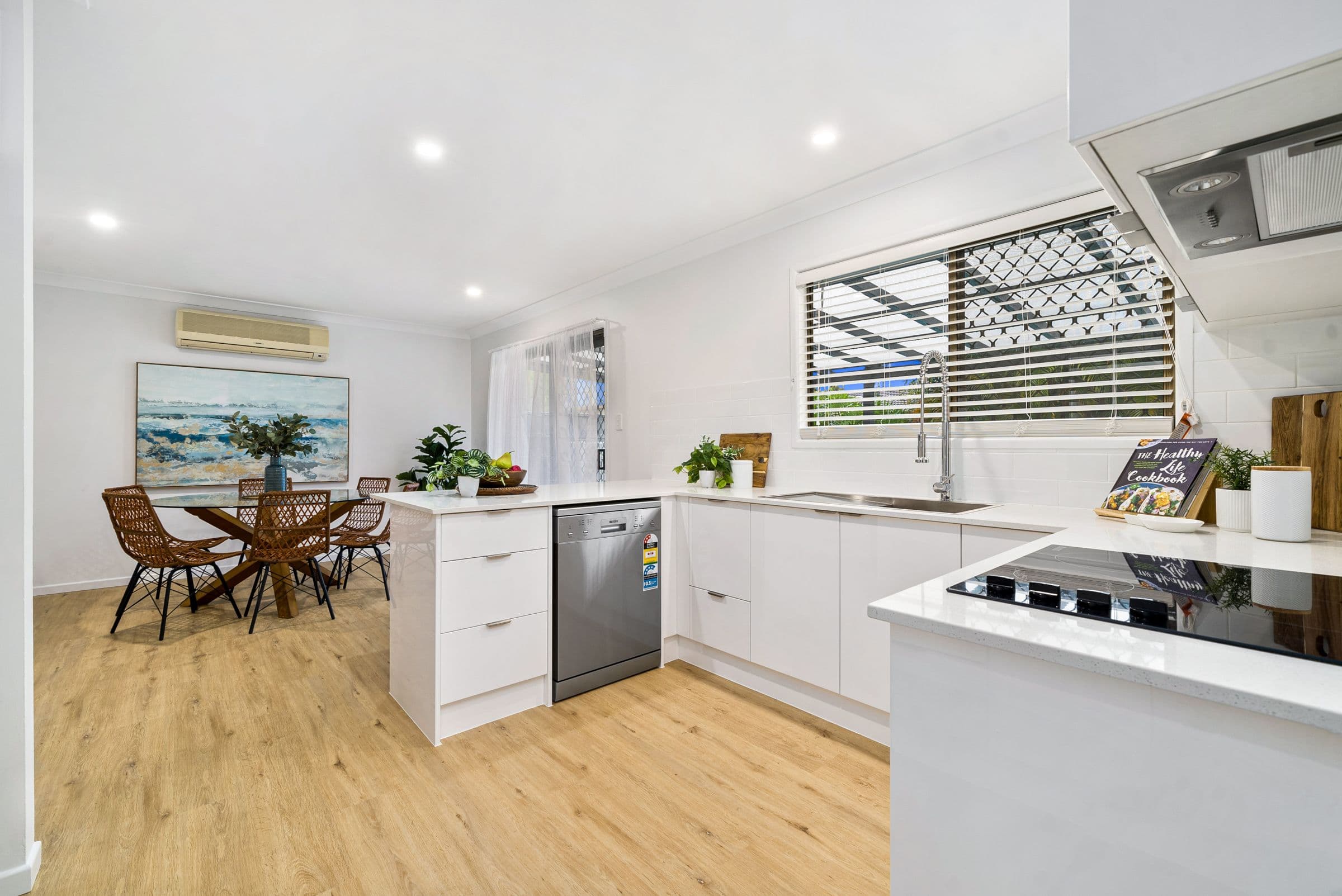 12 Willow Street, Kippa-Ring QLD 4021, Kippa-Ring - Thumbnail 4