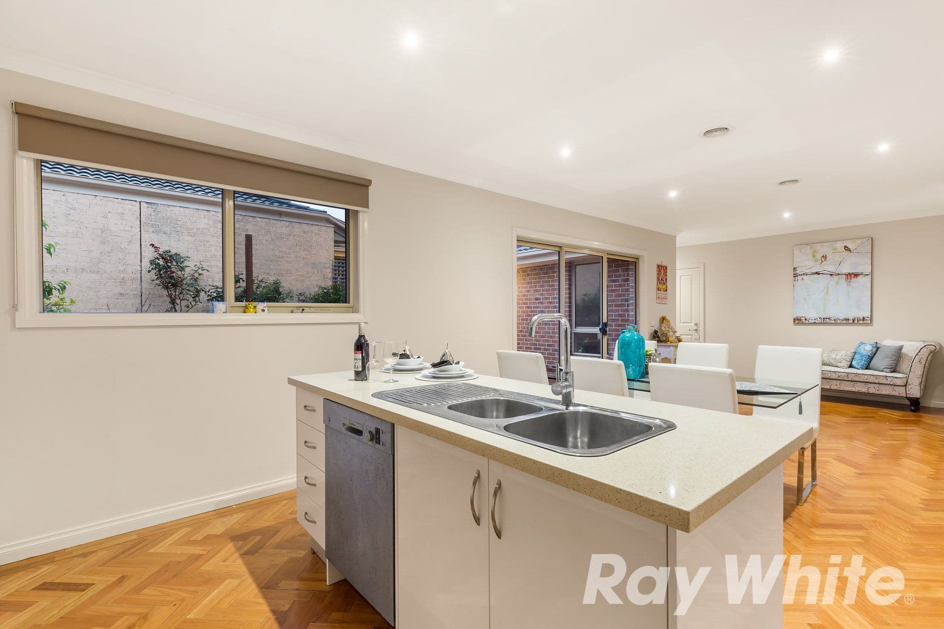 8 Malacoota Road, Northbridge, Northbridge - Thumbnail 2