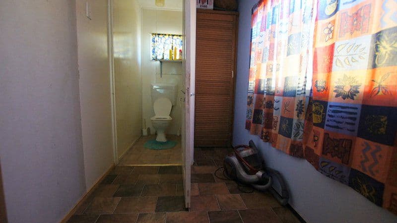 29 Gordon Street, ARAMAC QLD 4726, Aramac - Thumbnail 4
