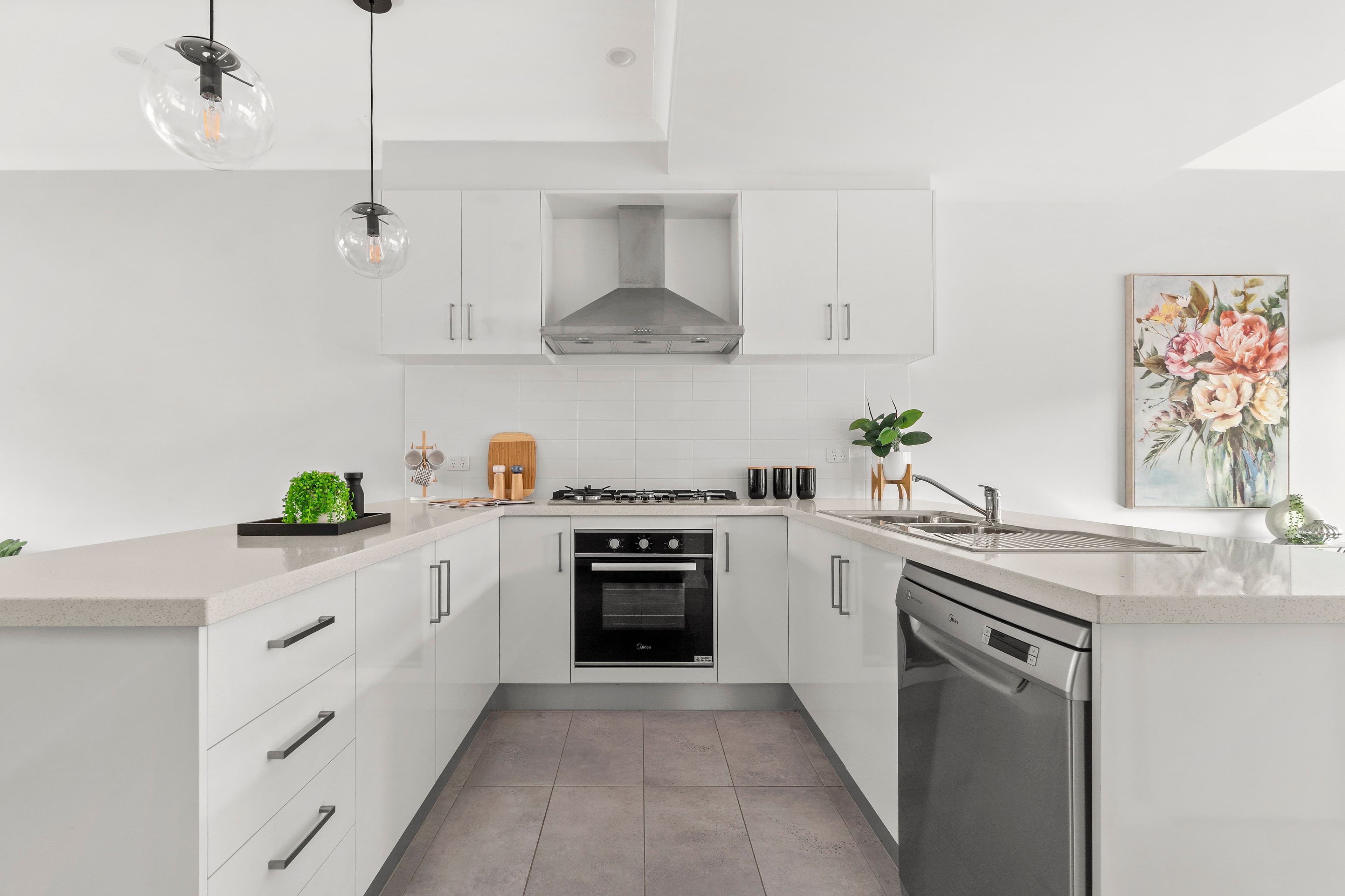 4 Albert Road, Sydenham VIC 3037, Sydenham - Thumbnail 2