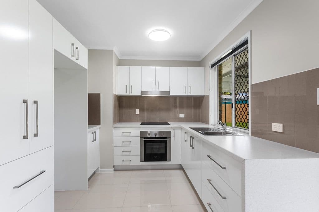 28 Carmela Crescent, Morayfield QLD 4506, Morayfield - Thumbnail 2
