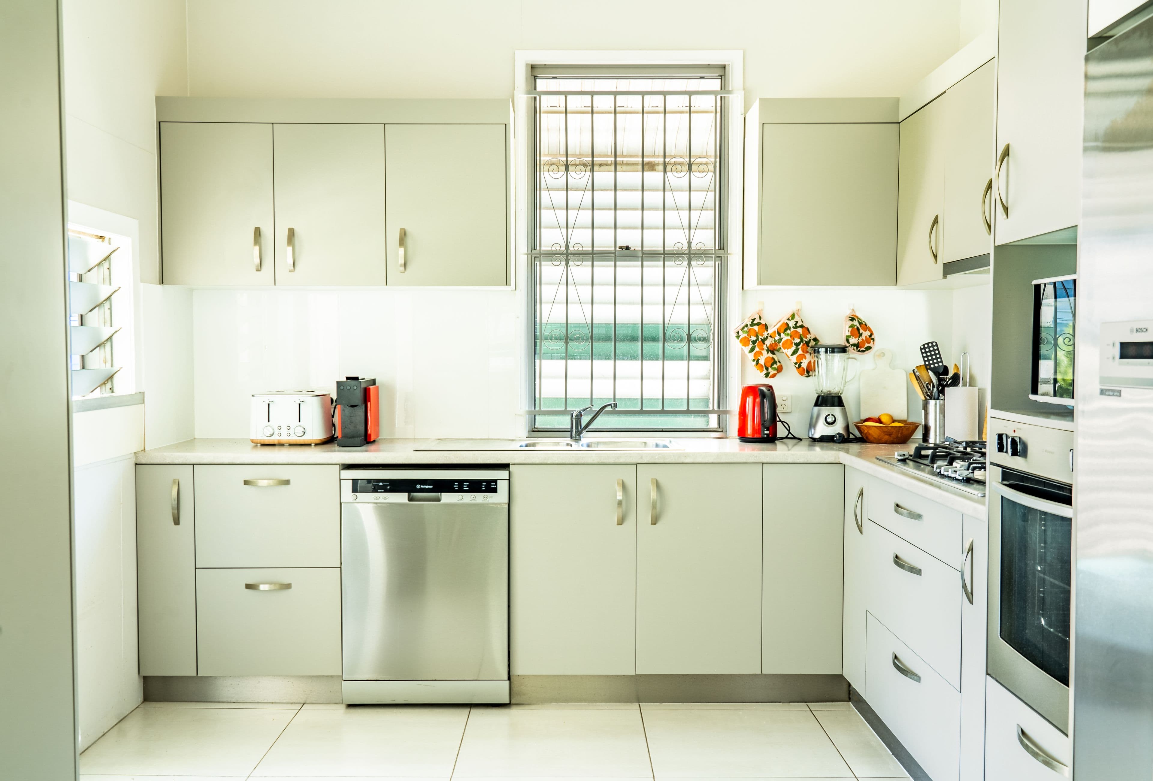 114 Somerset Road, Kedron QLD 4031, Kedron - Thumbnail 6