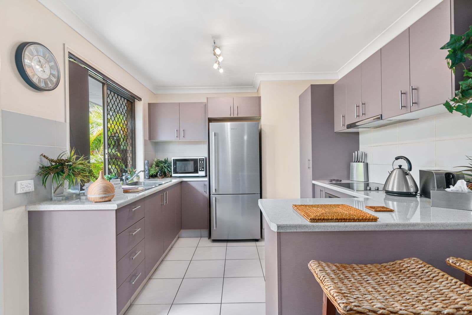 63 Darnel Street, Elanora QLD 4221, Elanora - Thumbnail 2