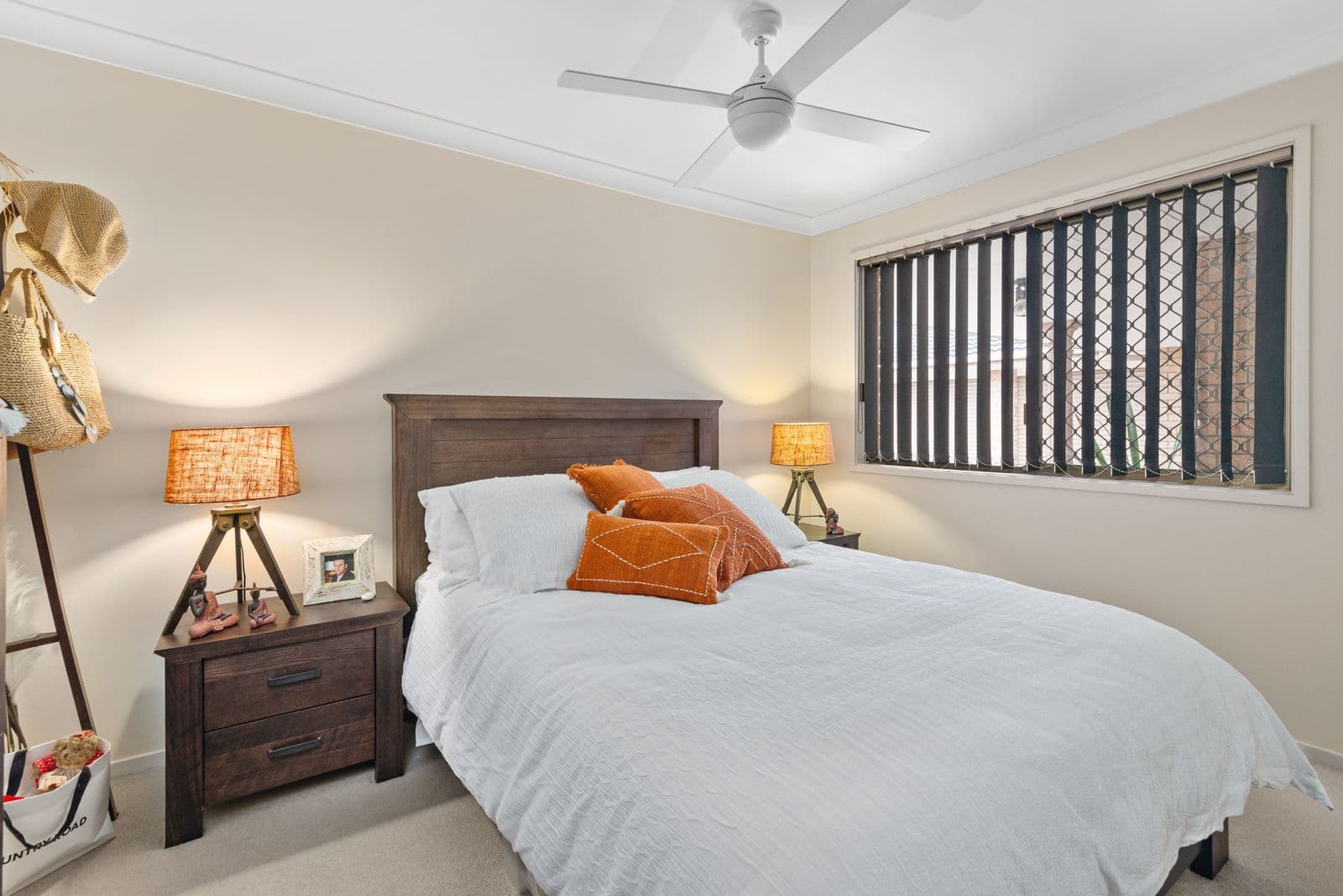 63 Darnel Street, Elanora QLD 4221, Elanora - Thumbnail 4