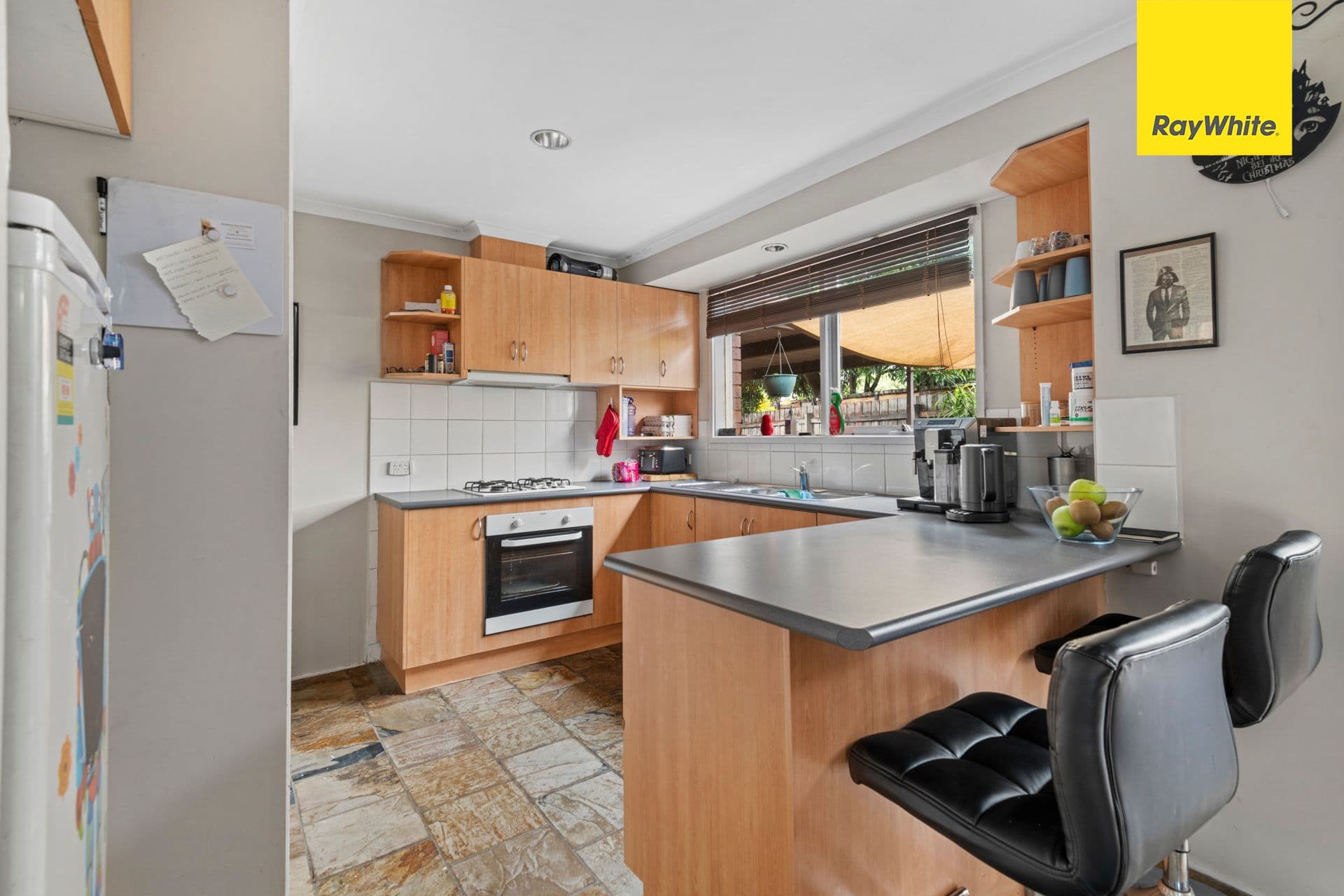 25 Empress Way, Melton West VIC 3337, Melton West - Thumbnail 5