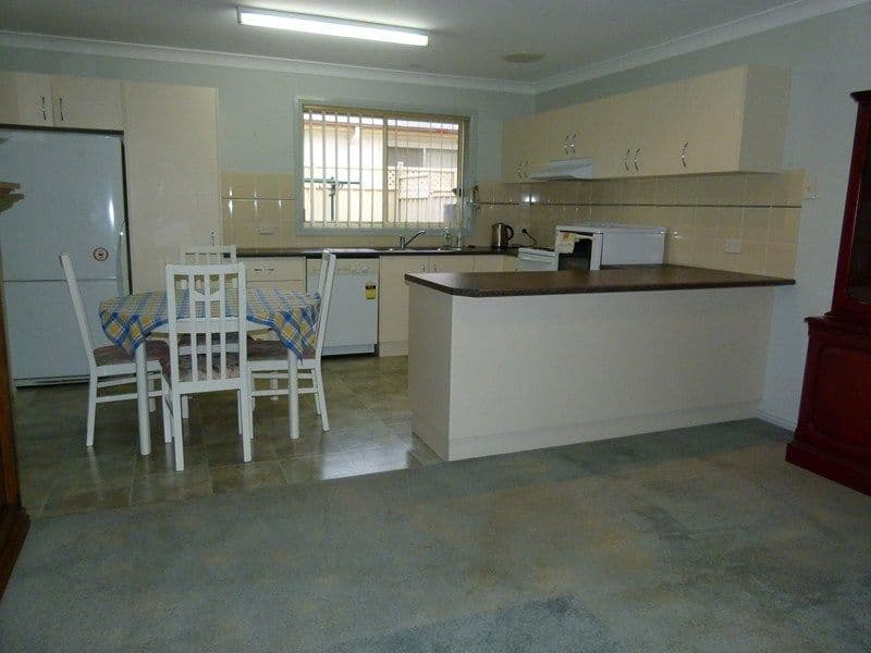 15B Bandon Street, FORBES NSW 2871, Forbes - Thumbnail 3