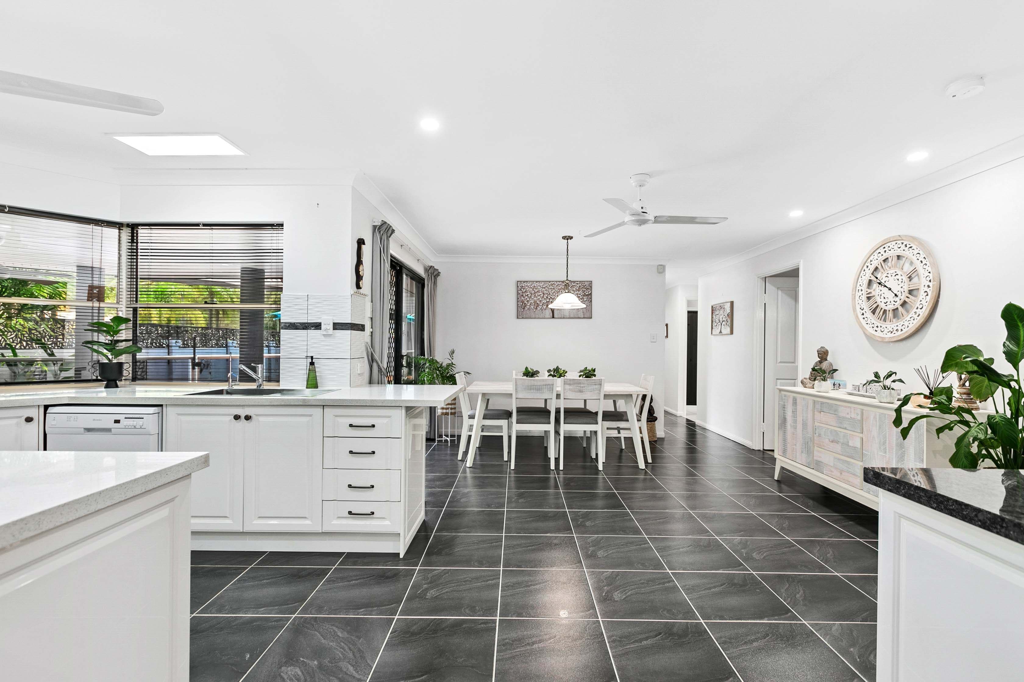 11 Bowerbird Avenue, Eli Waters QLD 4655, Eli Waters - Thumbnail 6