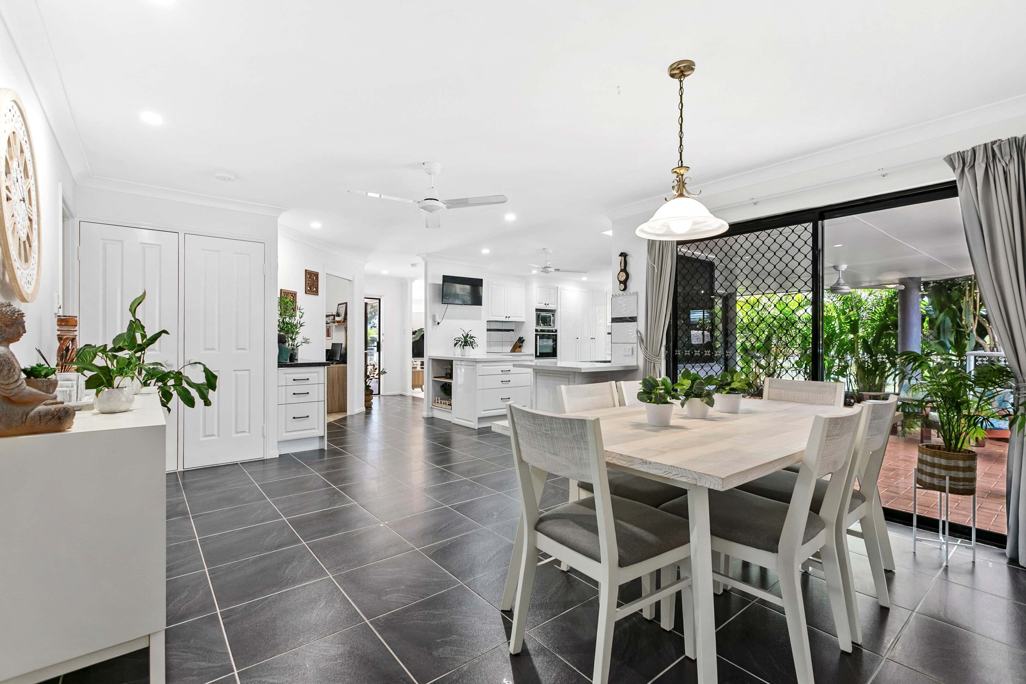 11 Bowerbird Avenue, Eli Waters QLD 4655, Eli Waters - Thumbnail 8