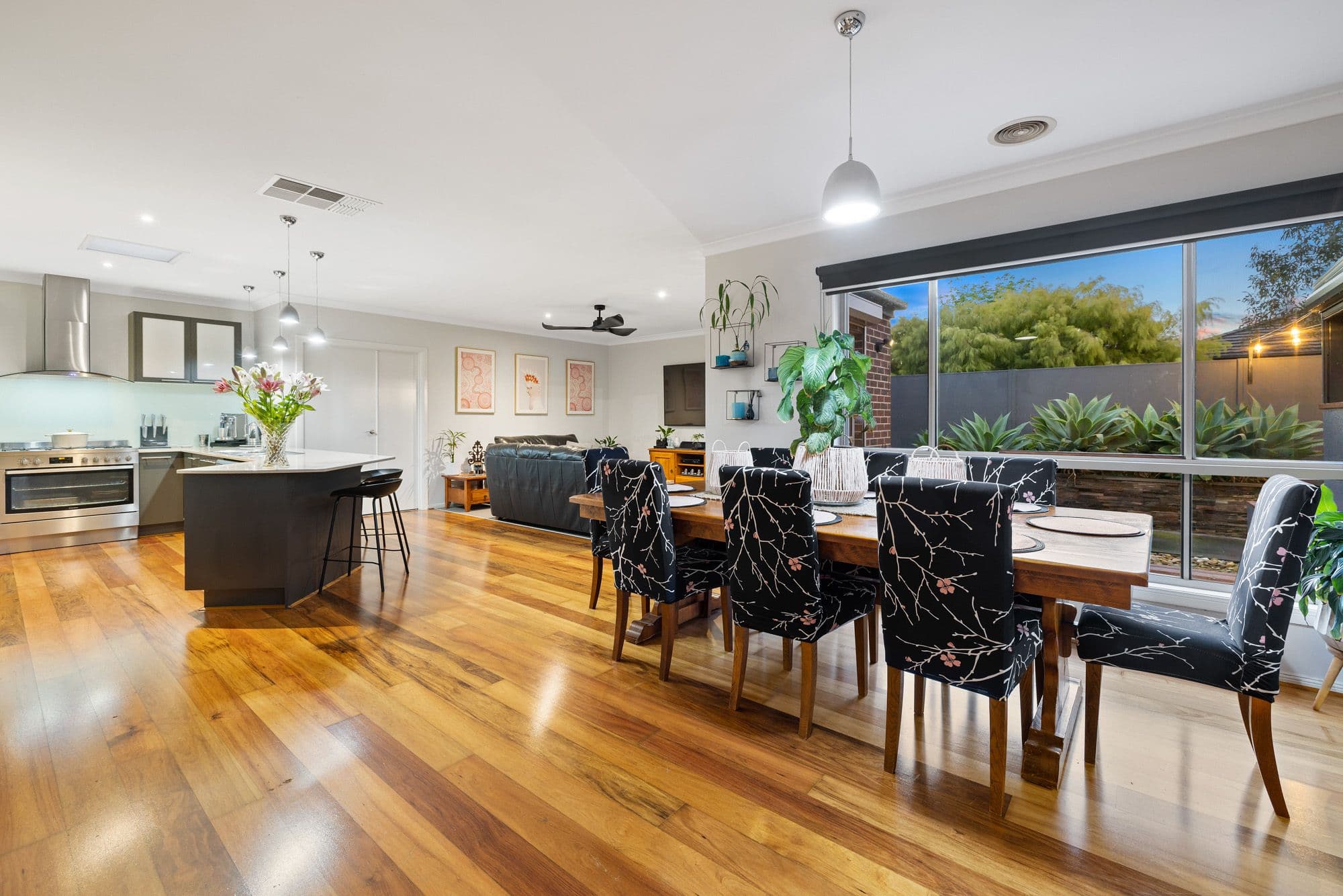 10 Moonlight Place, Tarneit VIC 3029, Tarneit - Thumbnail 5