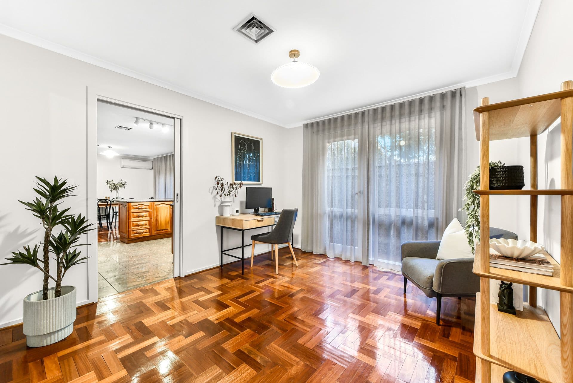 4 St John Place, Rowville VIC 3178, Rowville - Thumbnail 4